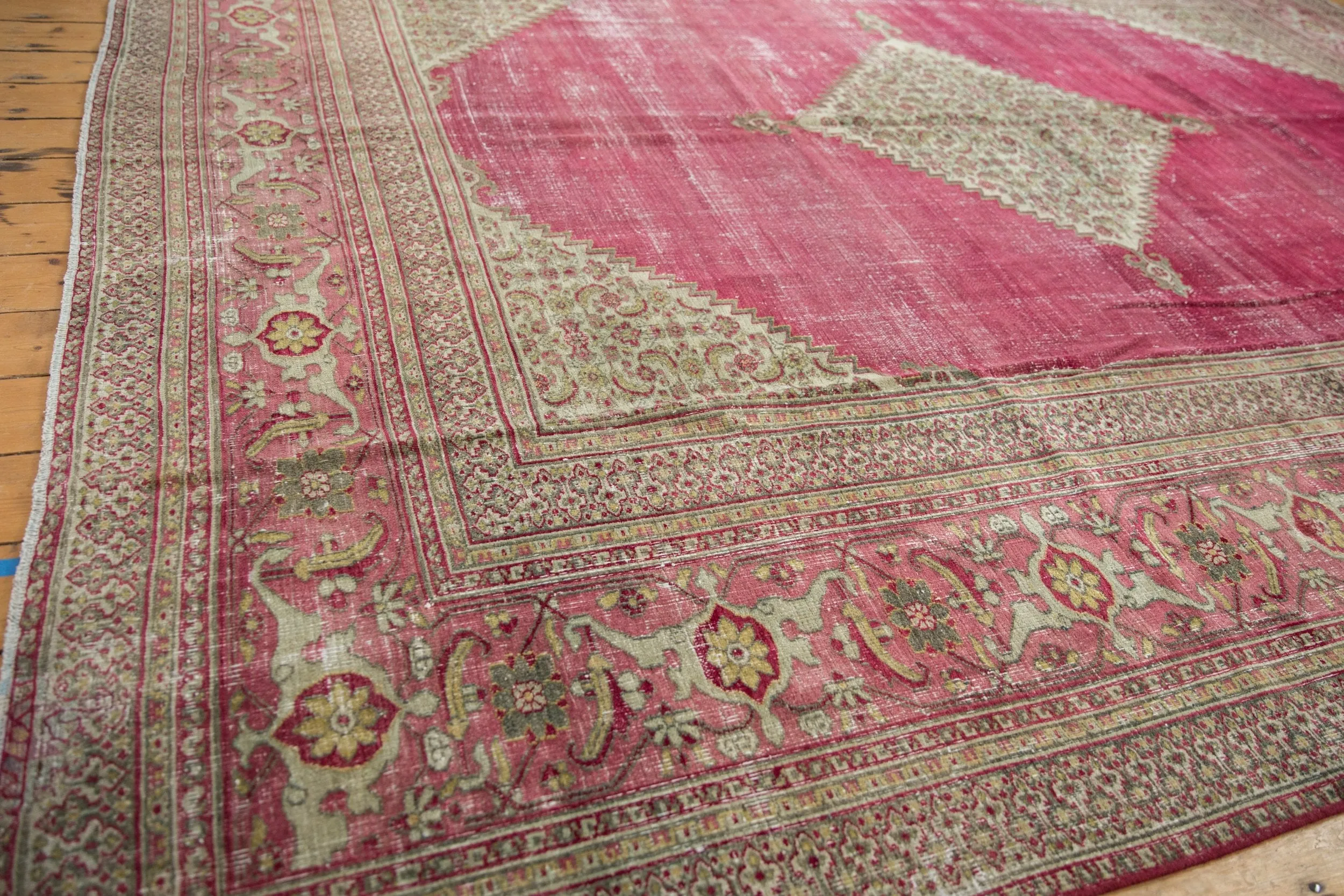 10x12 Vintage Distressed Doroksh Carpet