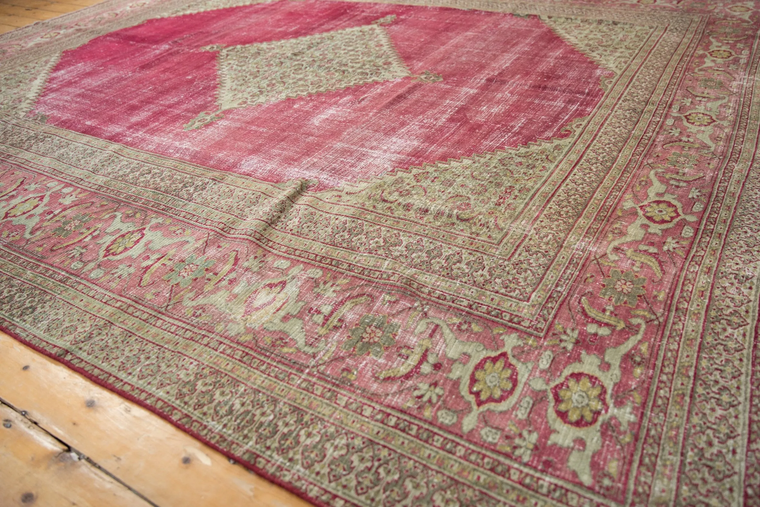 10x12 Vintage Distressed Doroksh Carpet