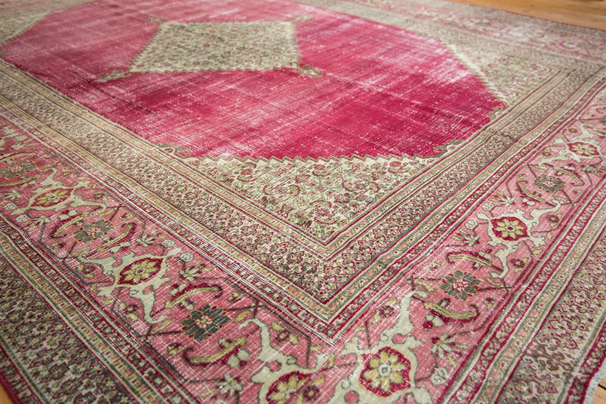 10x12 Vintage Distressed Doroksh Carpet