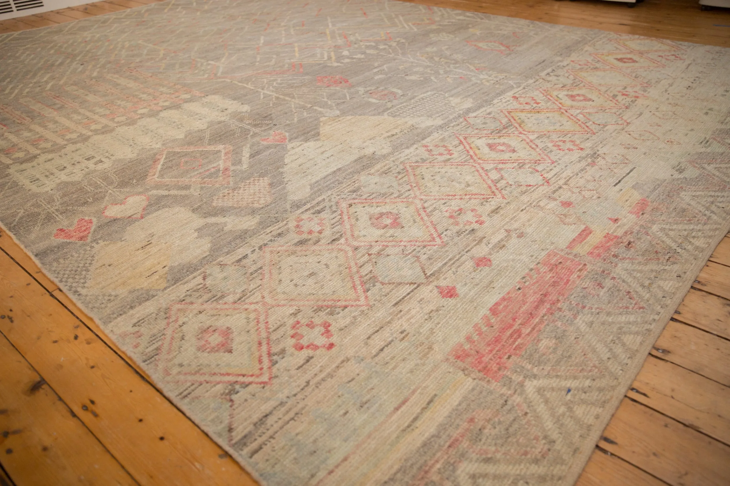 10x14 Pakistani Moroccan Design Carpet