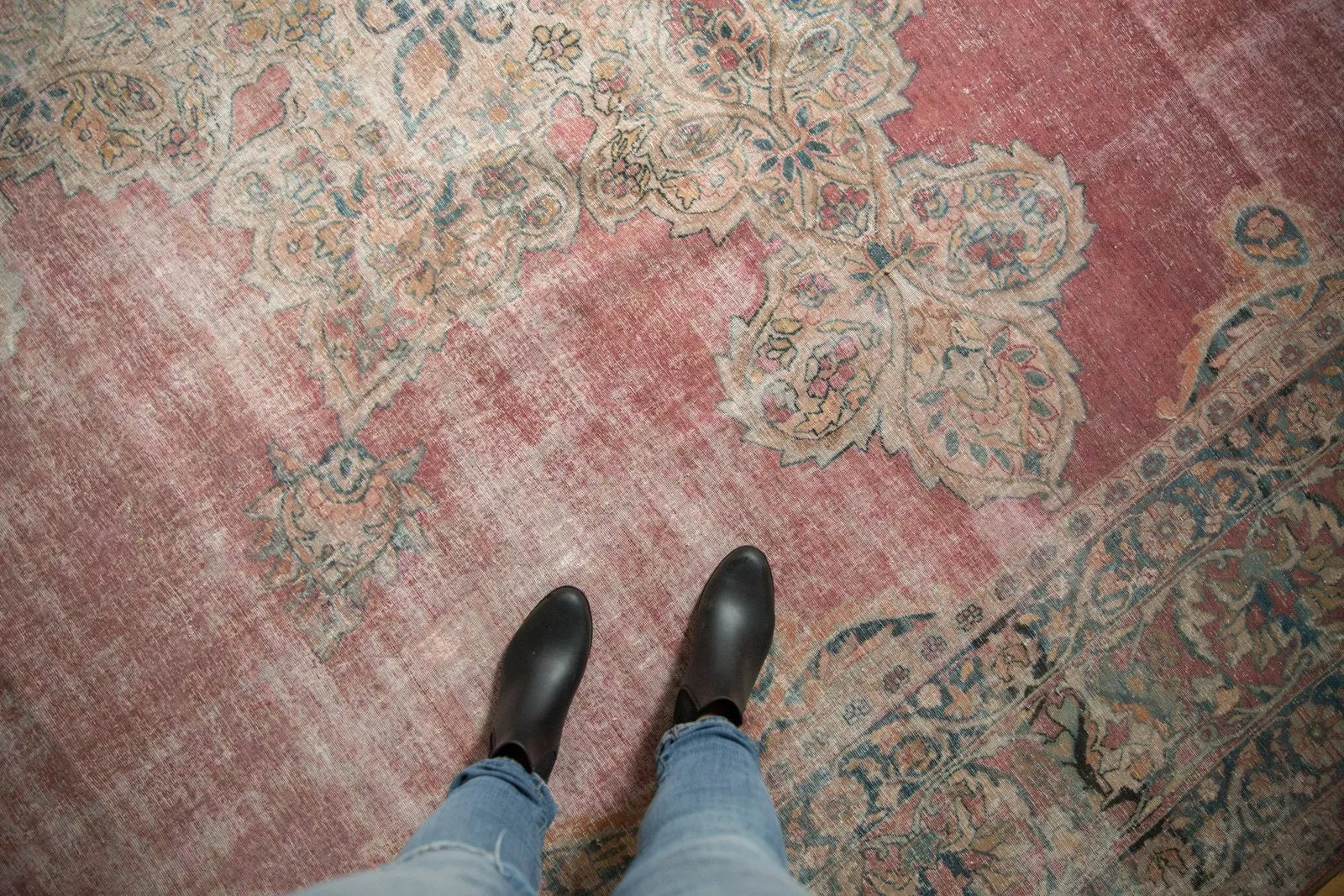 12x18.5 Antique Distressed Kermanshah Carpet