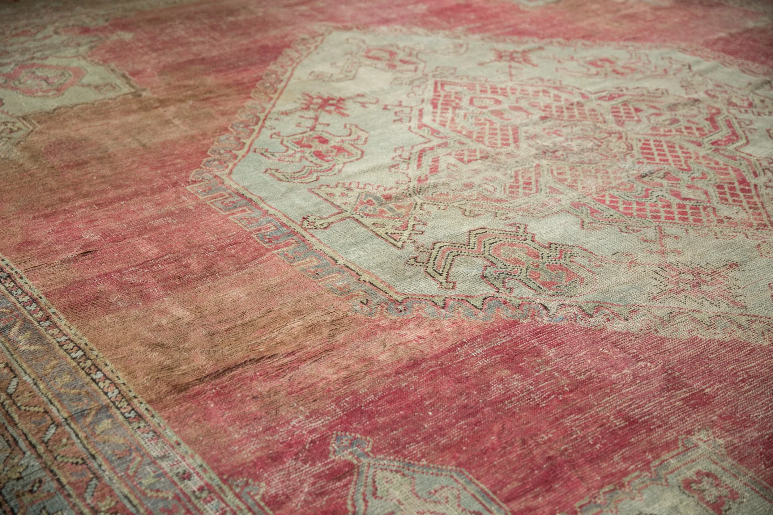 14x17 Vintage Oushak Carpet