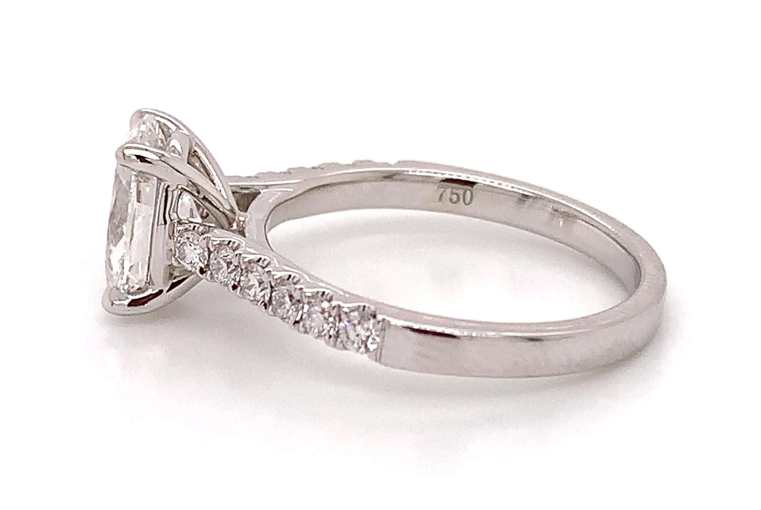 1.50ctw Oval Brilliant Cut Engagement Ring