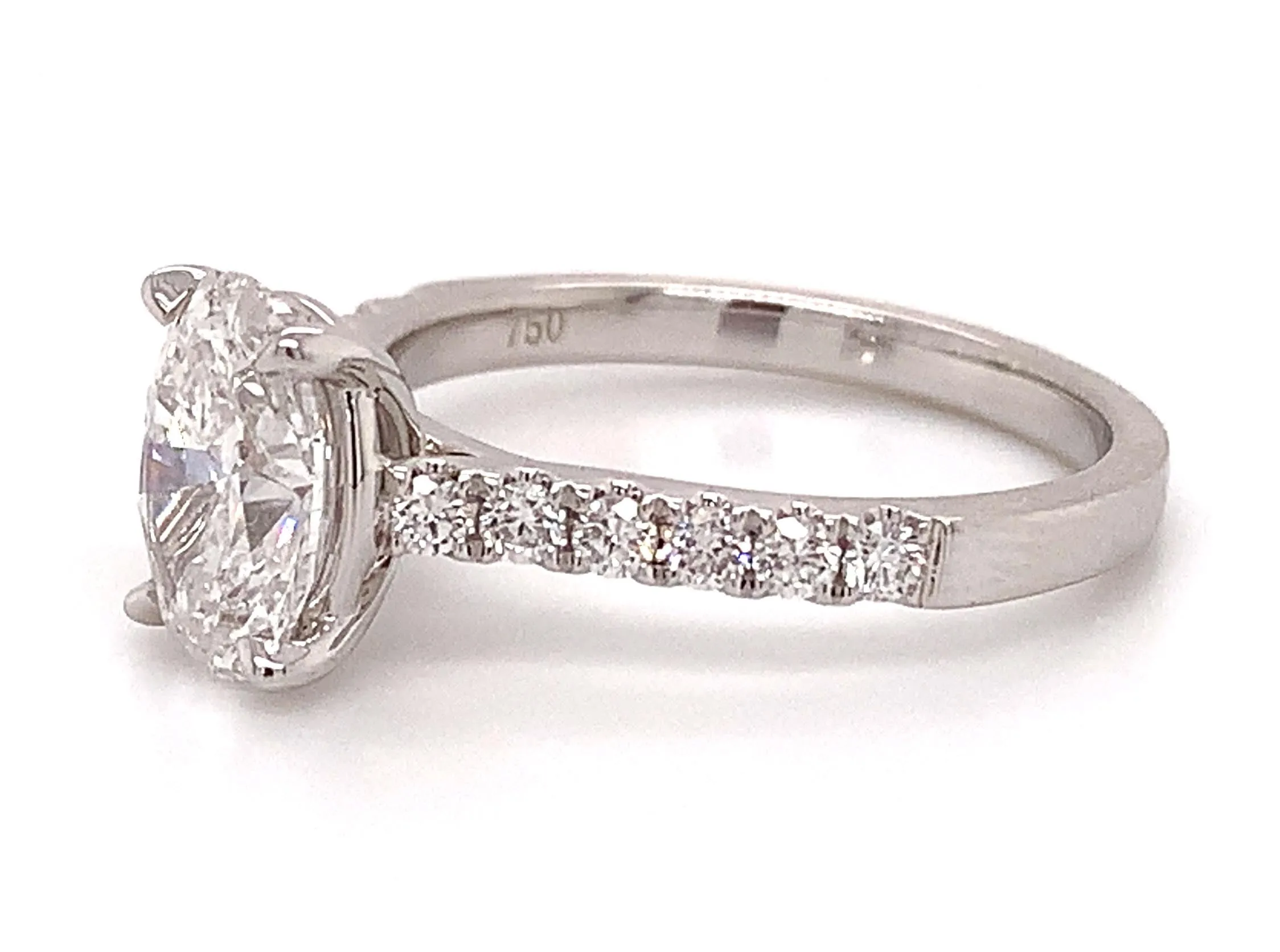 1.50ctw Oval Brilliant Cut Engagement Ring