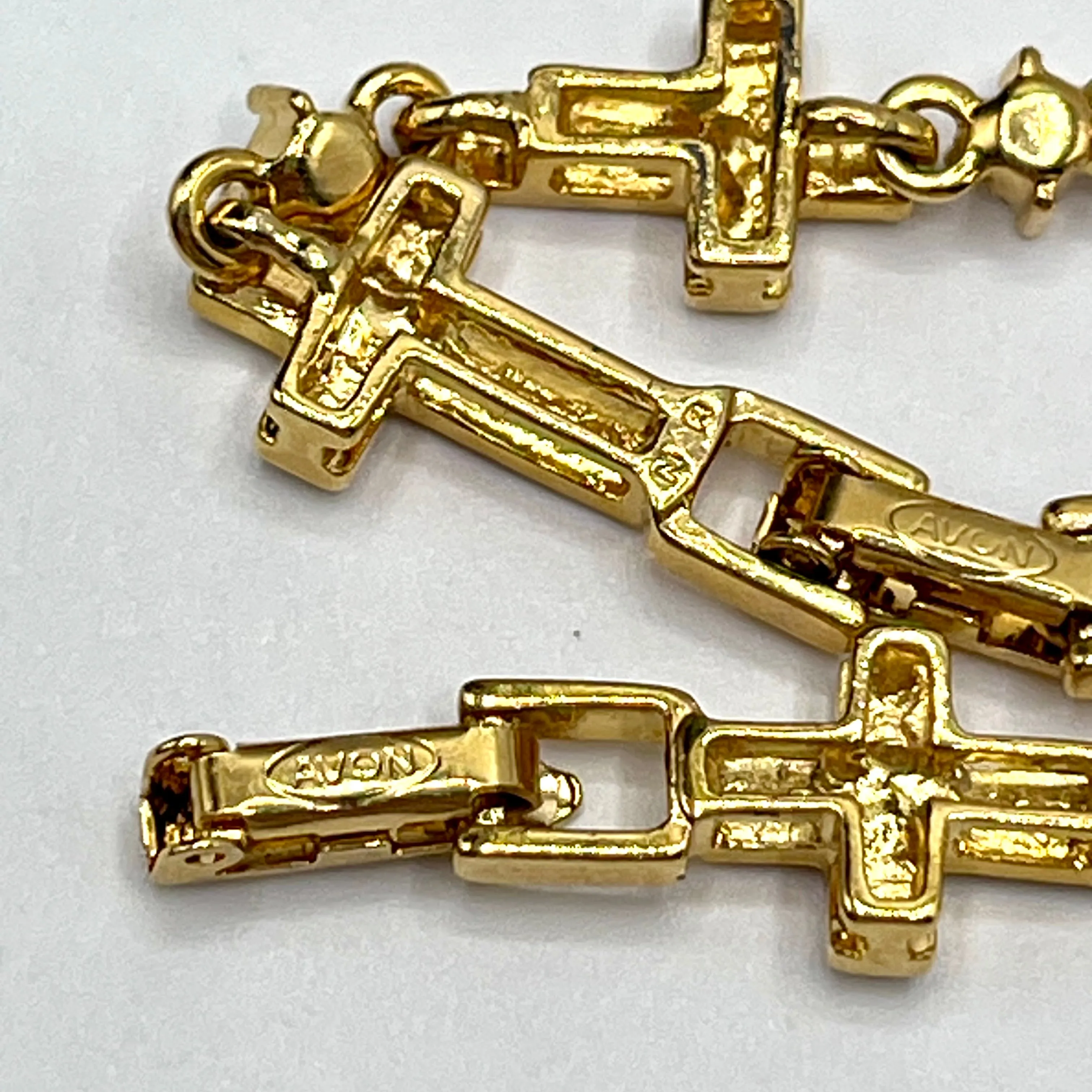 2005 AvonSparkling Cross Tennis Bracelet