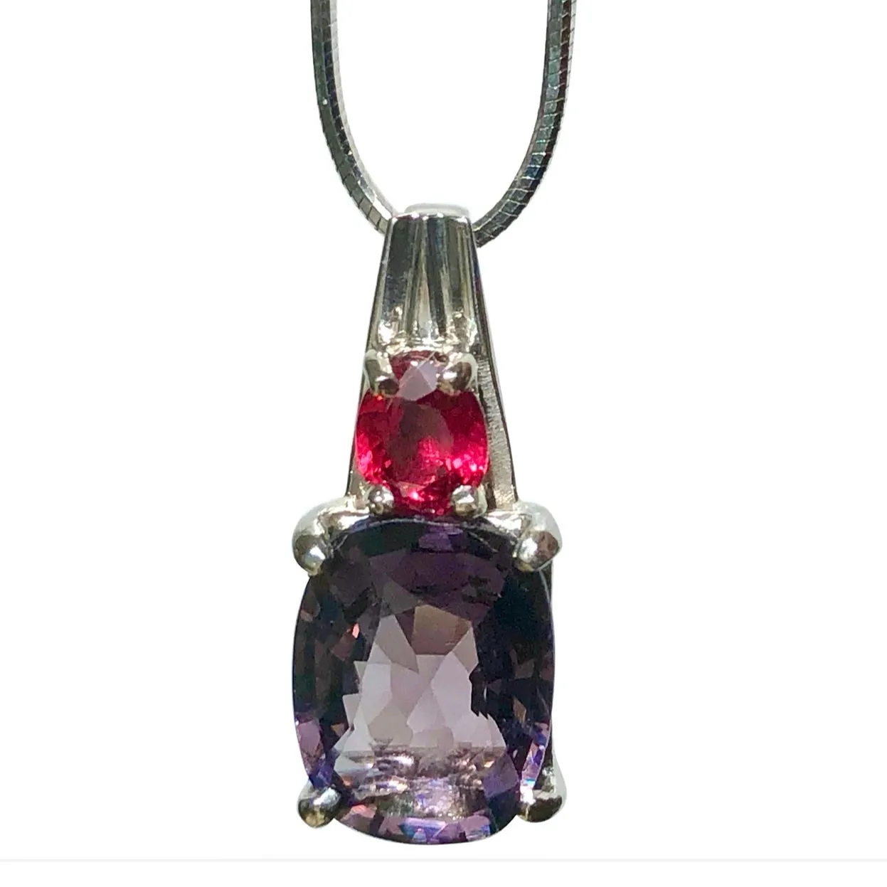 3.50 Carat Burmese Purple and Red Spinel Pendant Necklace Platinum 18K
