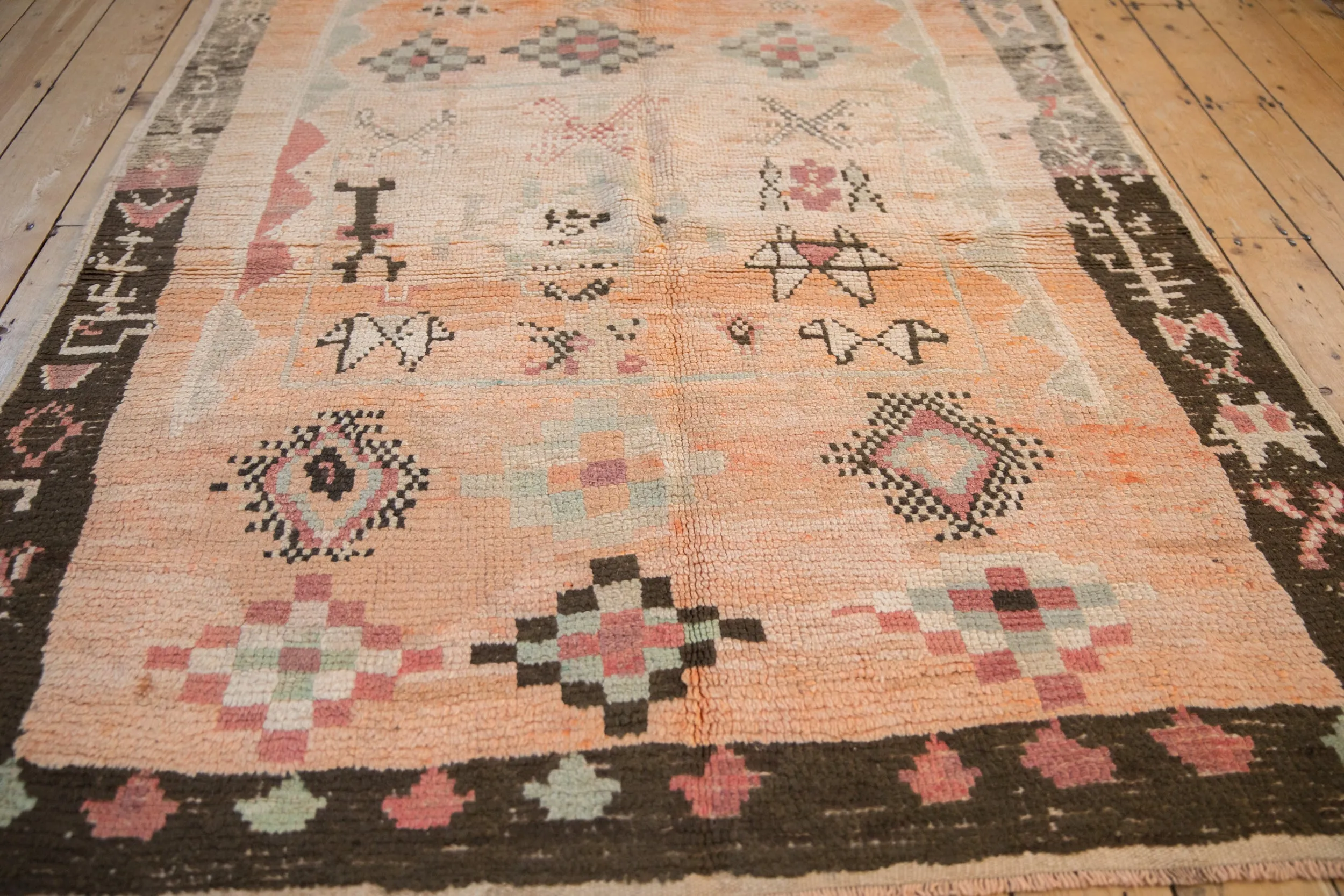 5.5x6.5 Vintage Moroccan Carpet