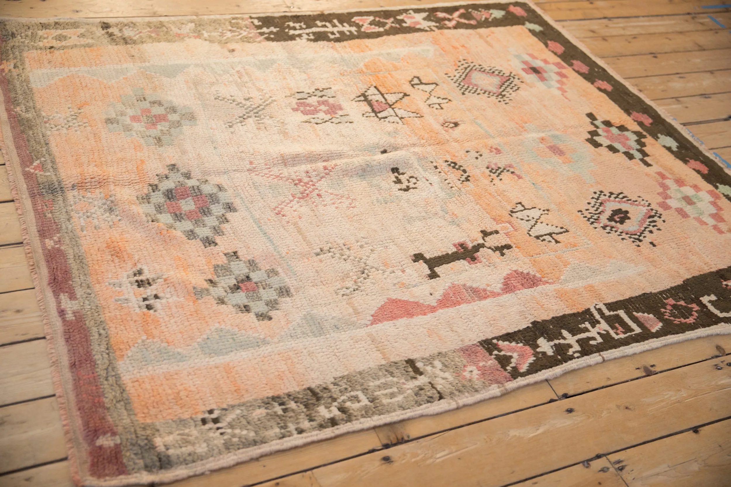 5.5x6.5 Vintage Moroccan Carpet