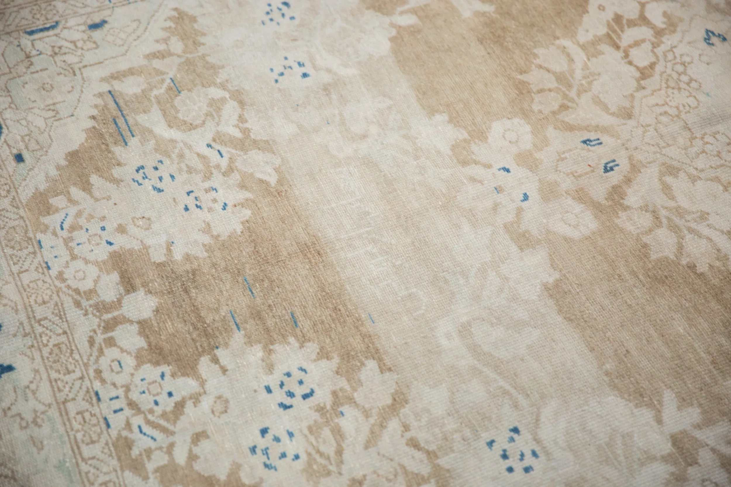 5.5x8 Vintage Distressed Hamadan Carpet
