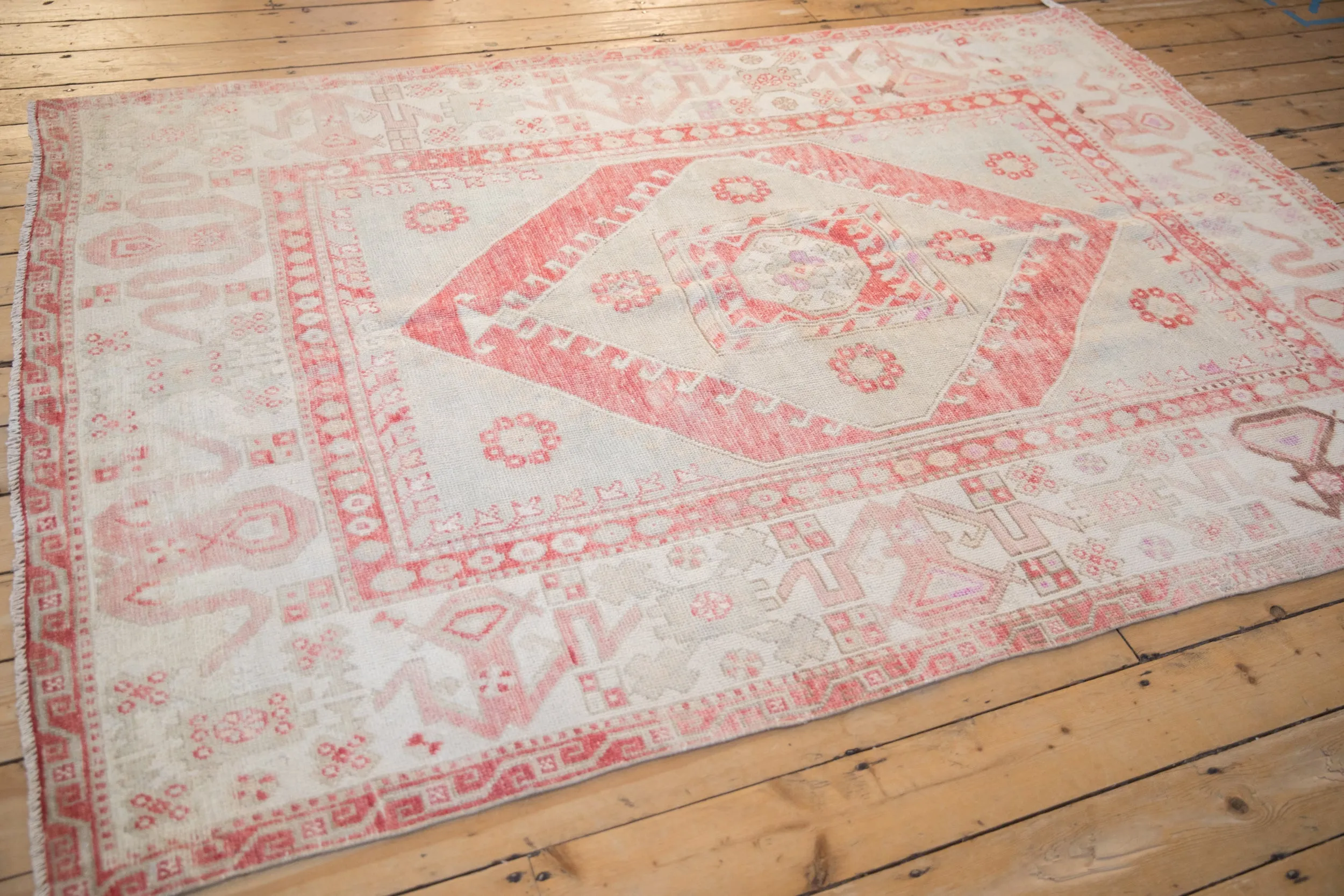5.5x8 Vintage Distressed Oushak Carpet