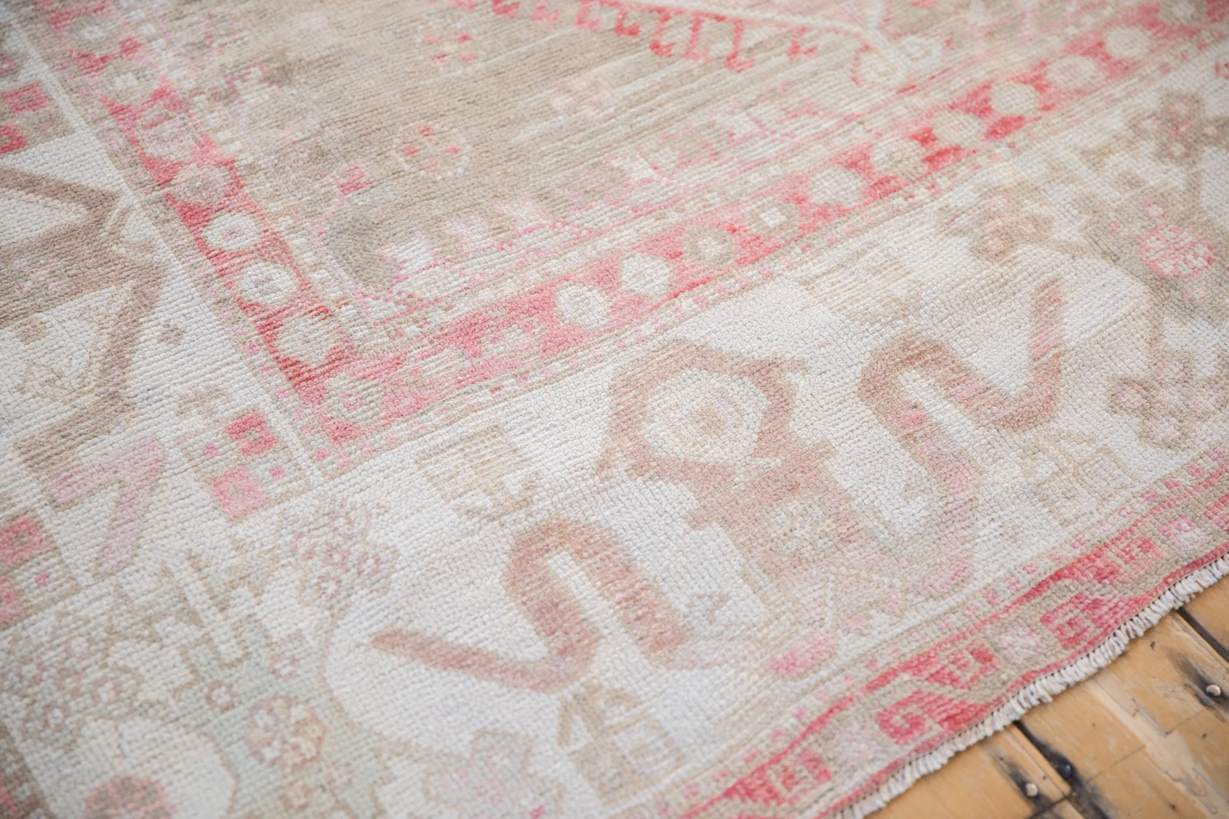 5.5x8 Vintage Distressed Oushak Carpet