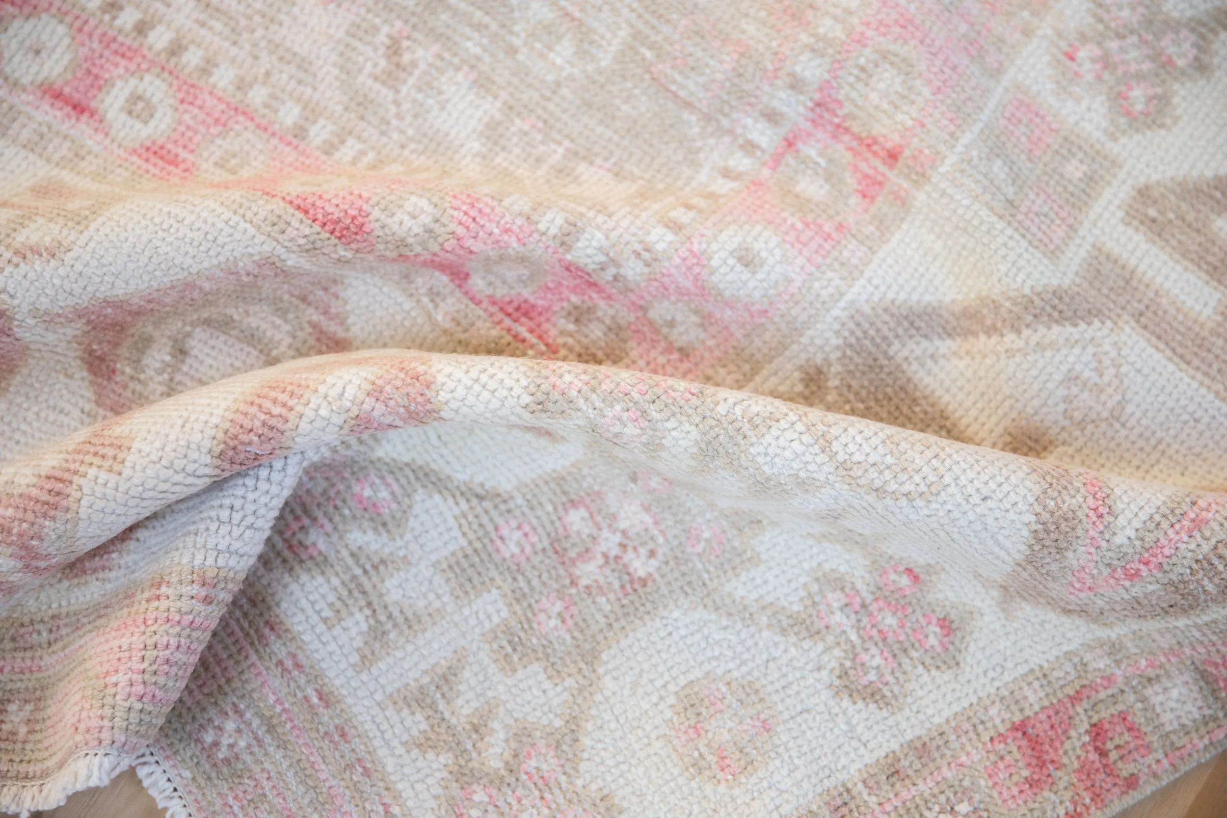 5.5x8 Vintage Distressed Oushak Carpet