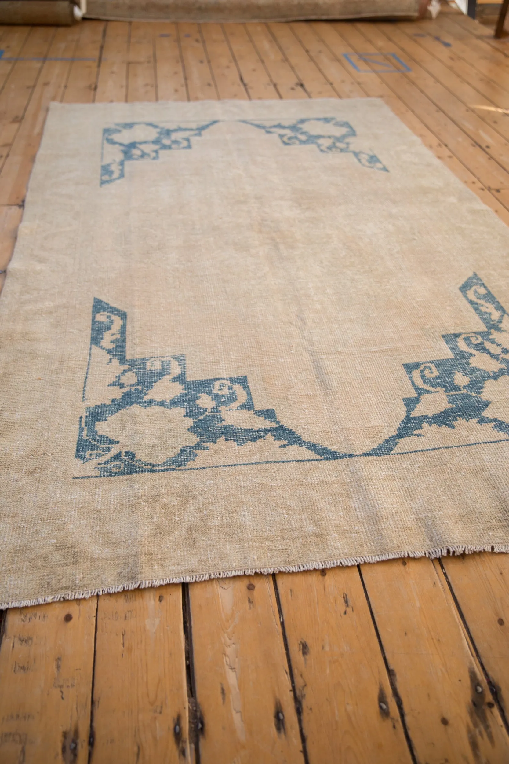 5x8 Vintage Distressed Oushak Carpet