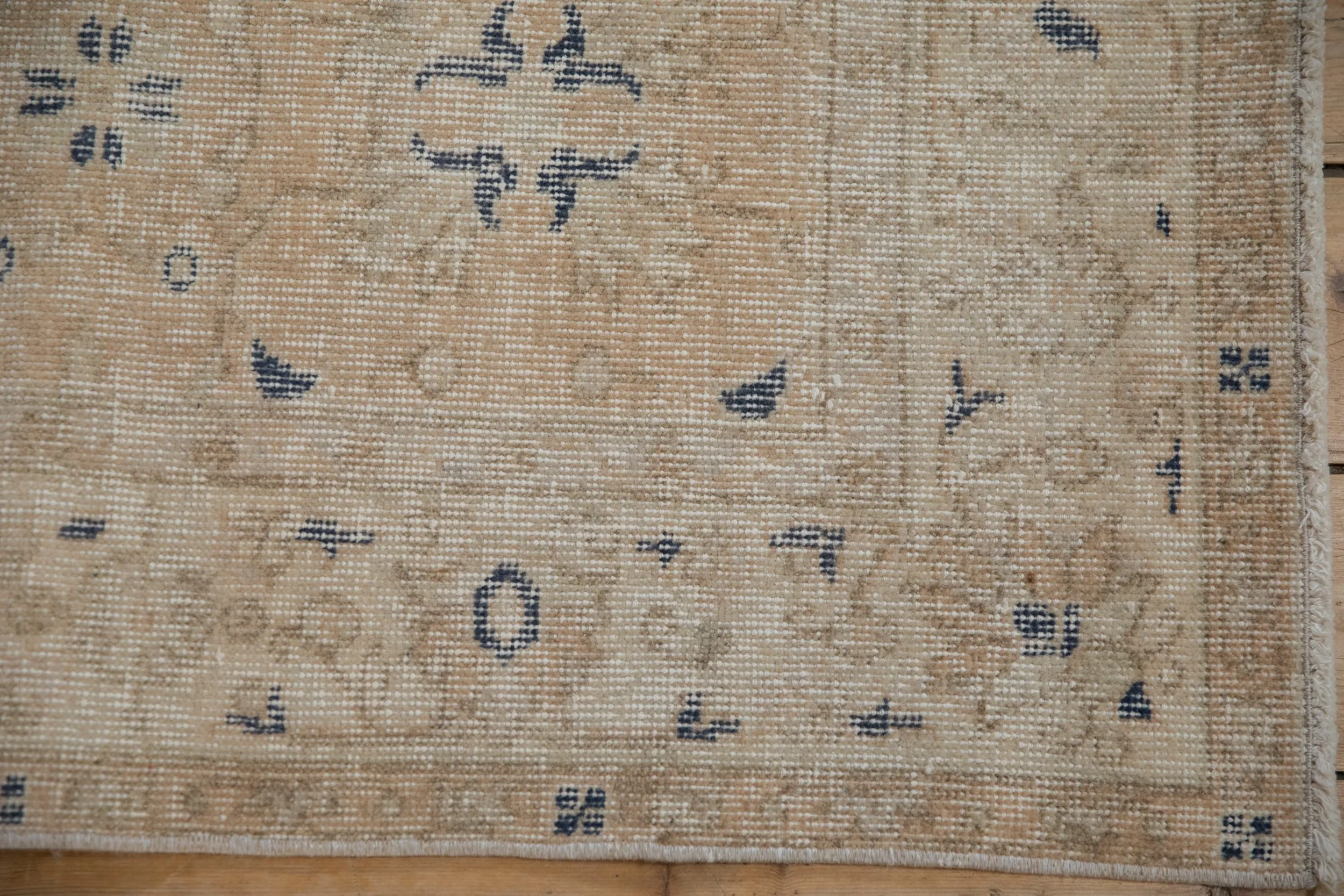 5x8 Vintage Distressed Sparta Carpet