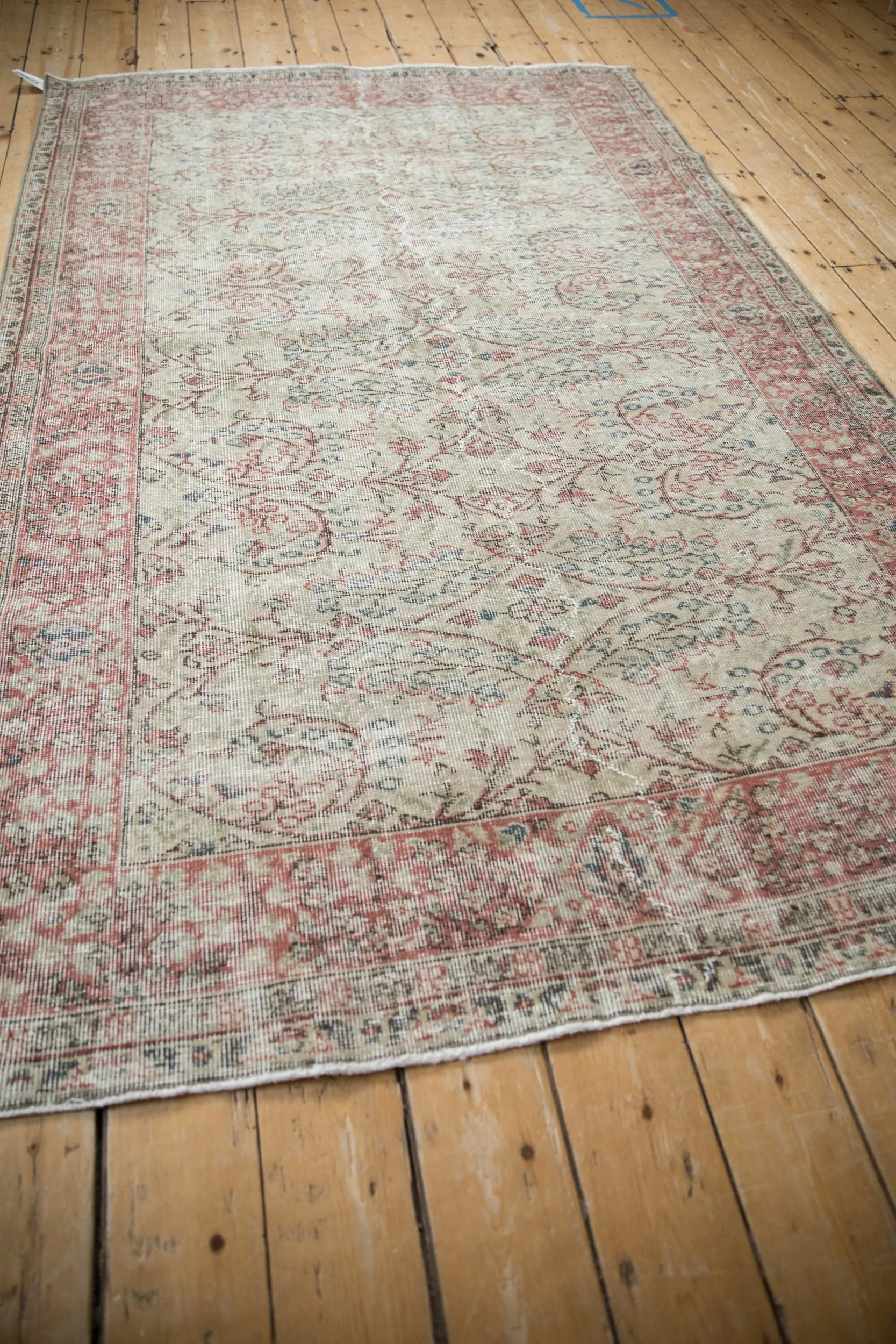 5x8 Vintage Distressed Sparta Carpet
