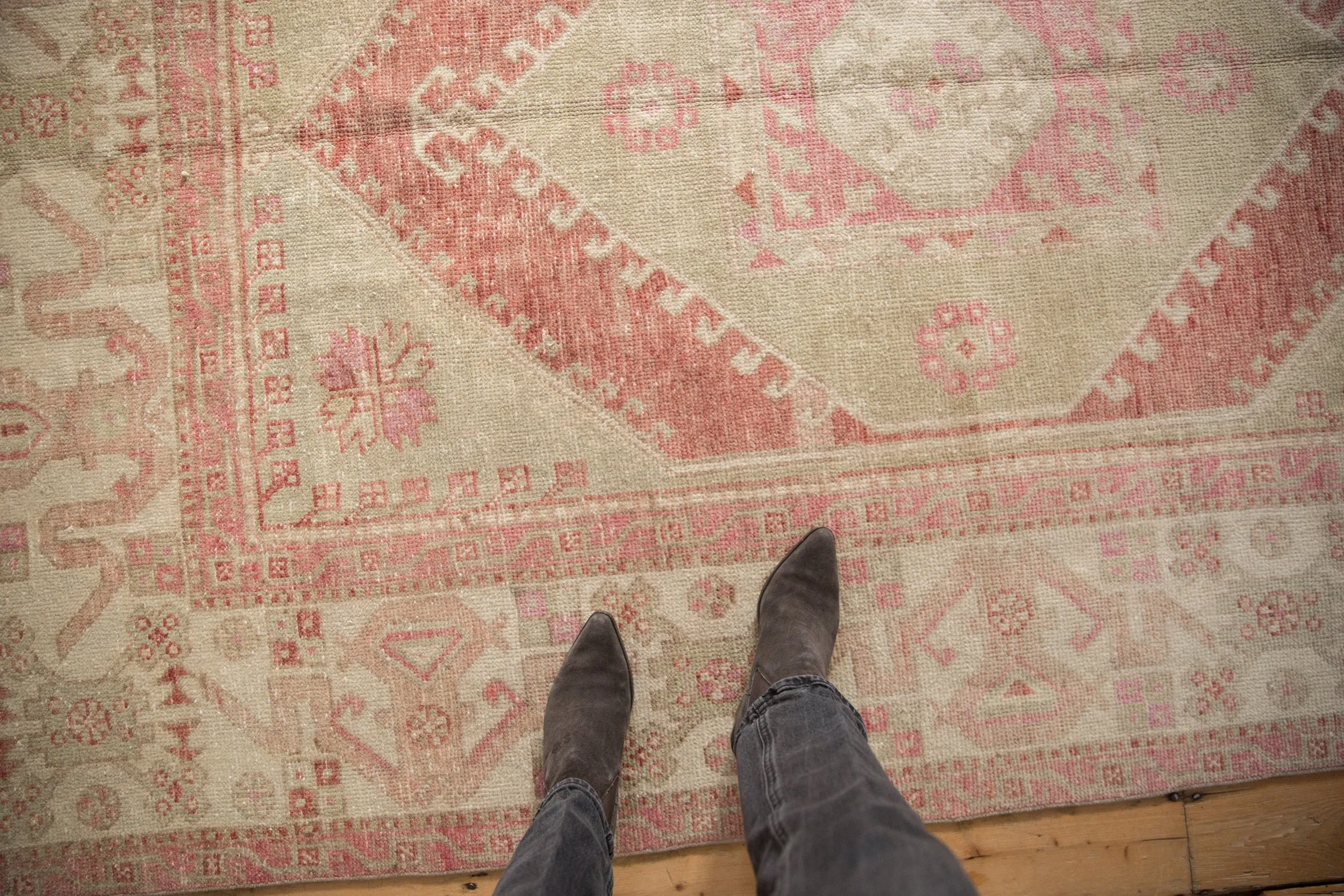 6x8.5 Vintage Distressed Oushak Carpet