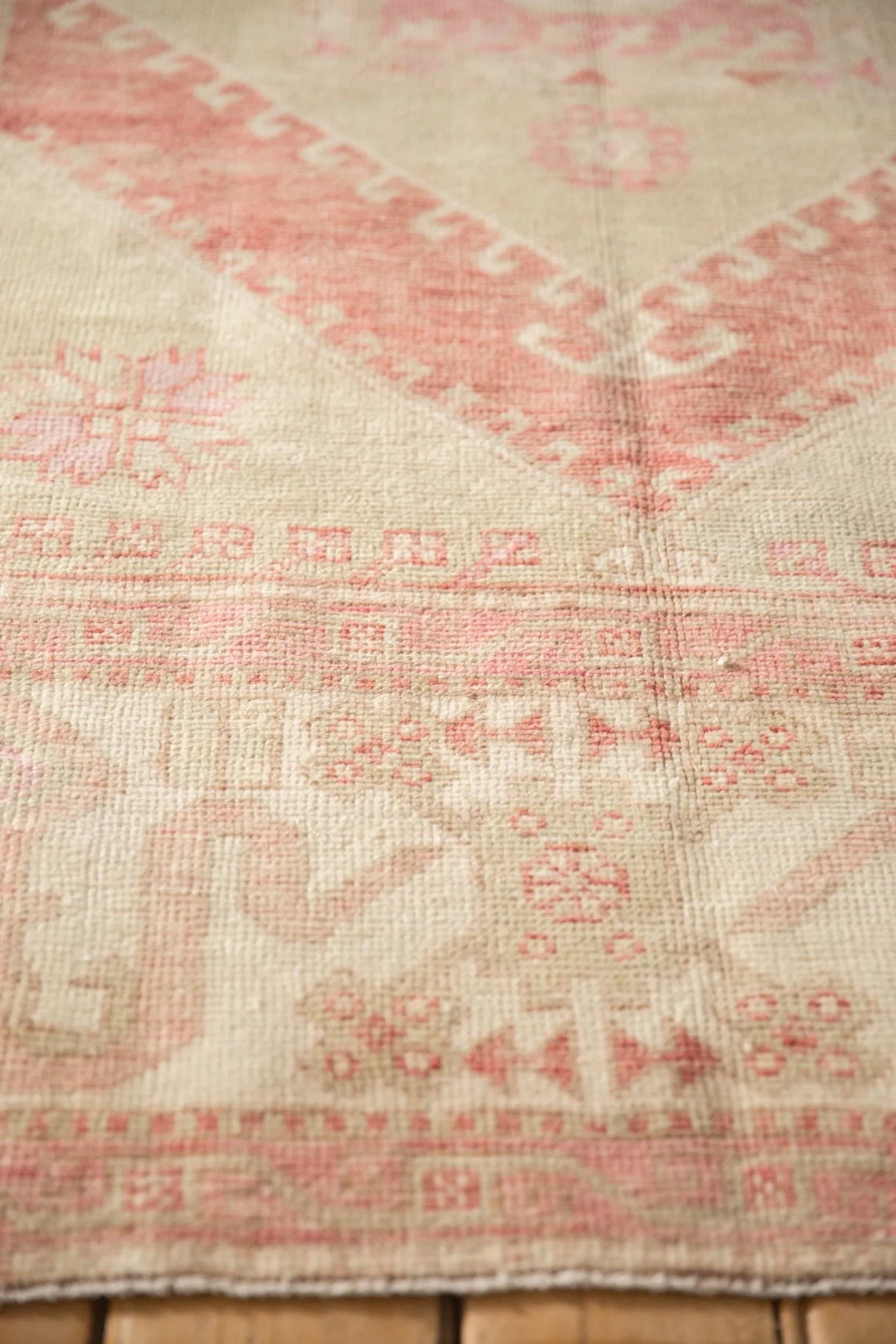 6x8.5 Vintage Distressed Oushak Carpet