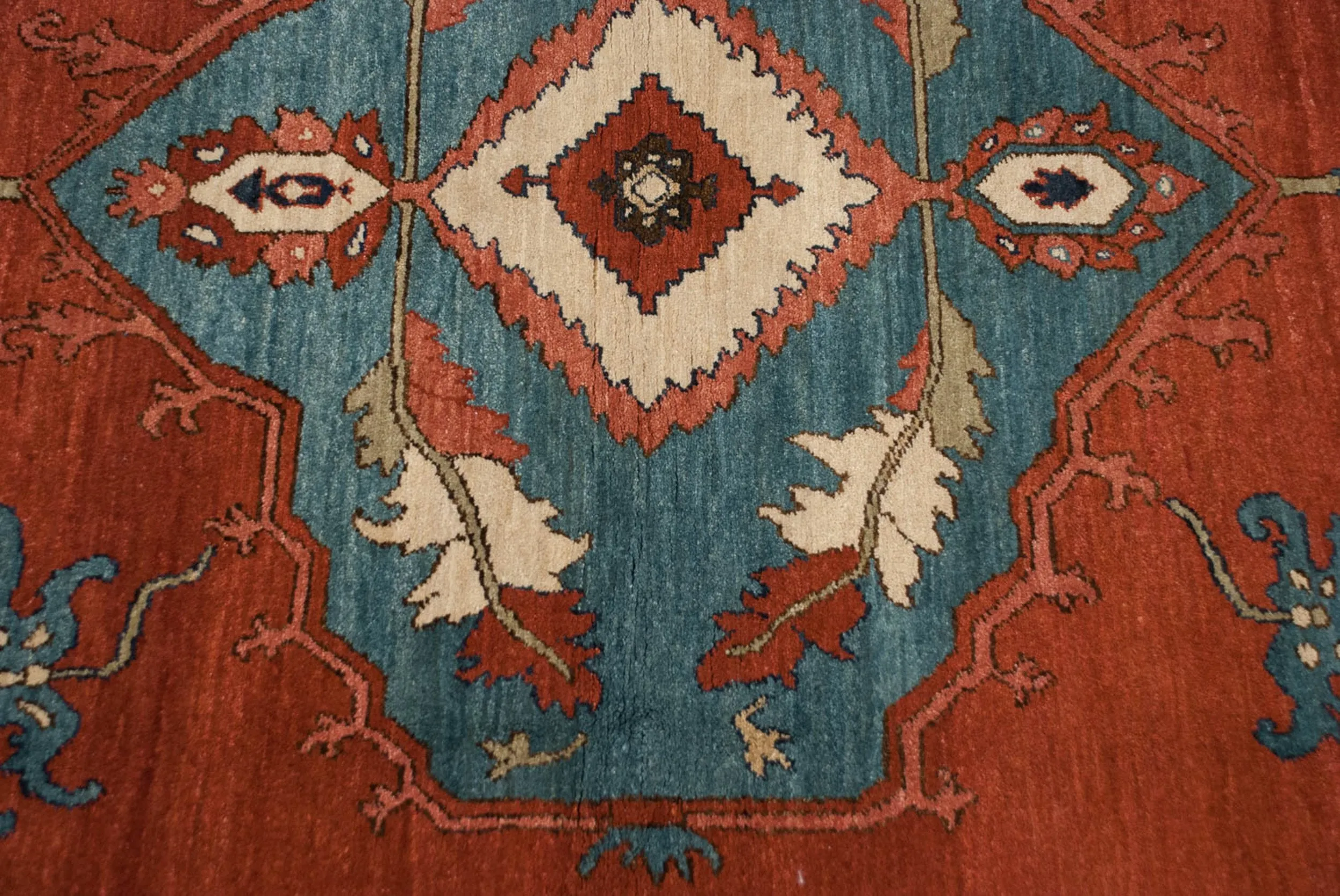 6x9 Vintage Armenian Serapi Design Carpet