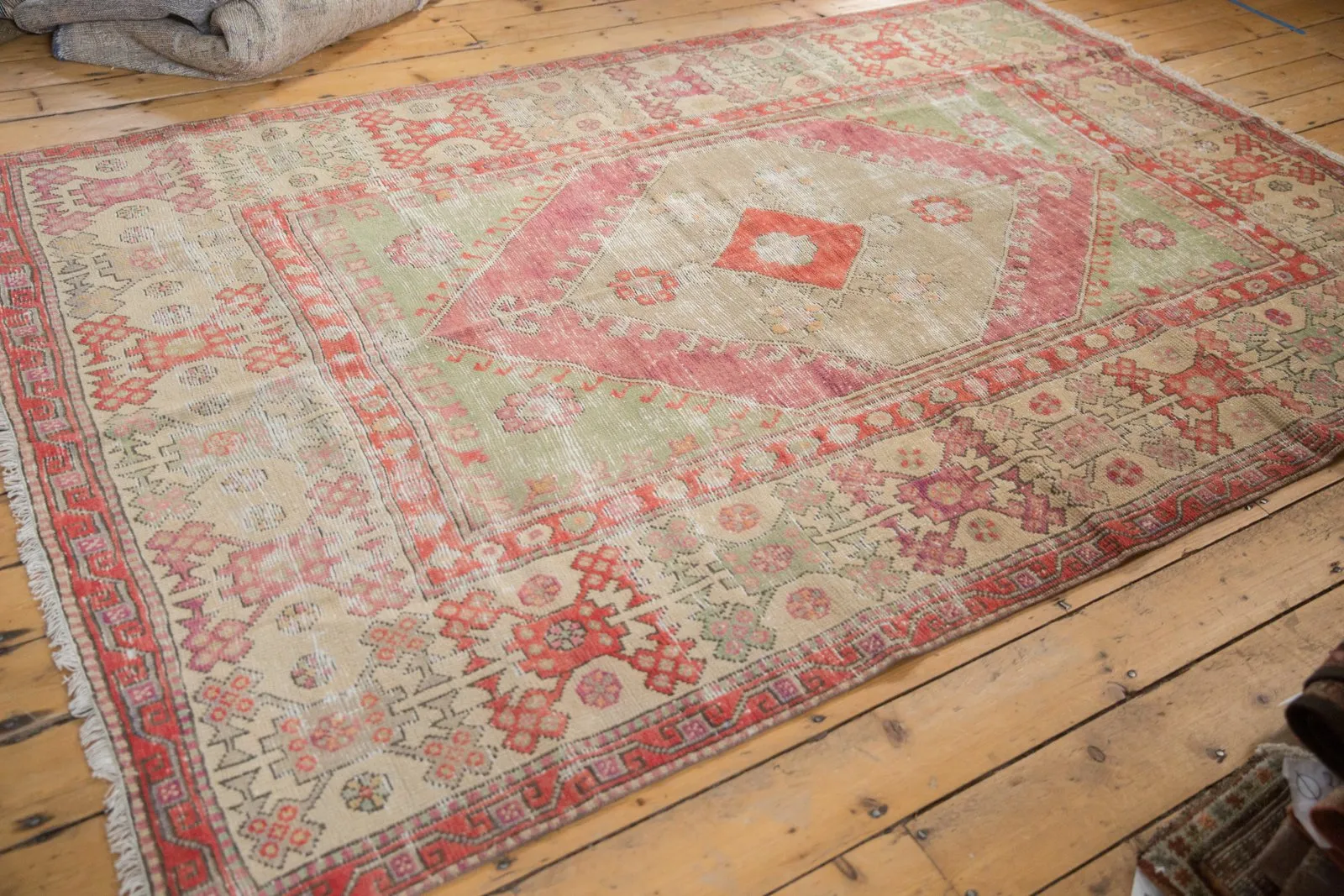 6x9 Vintage Distressed Oushak Carpet