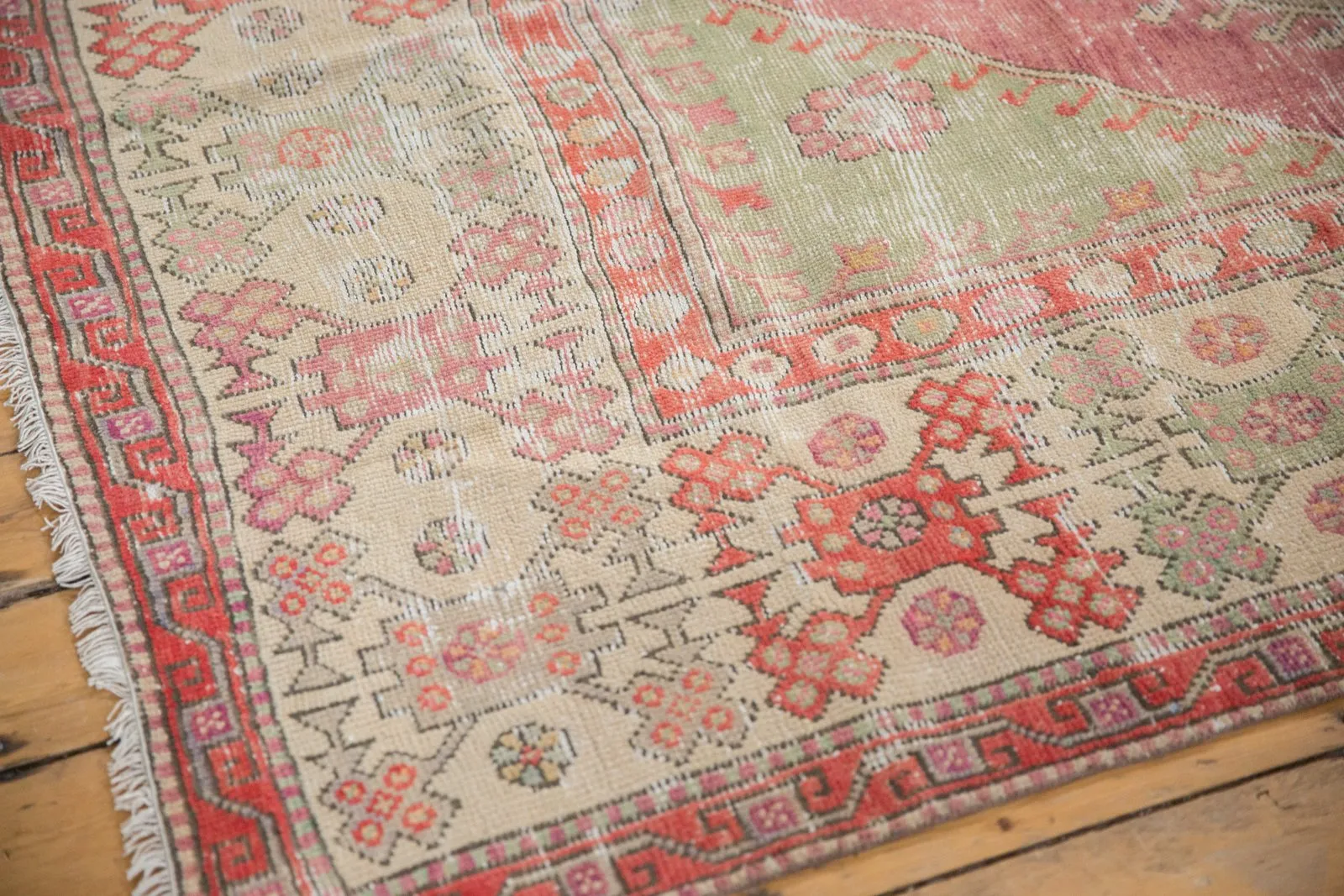 6x9 Vintage Distressed Oushak Carpet