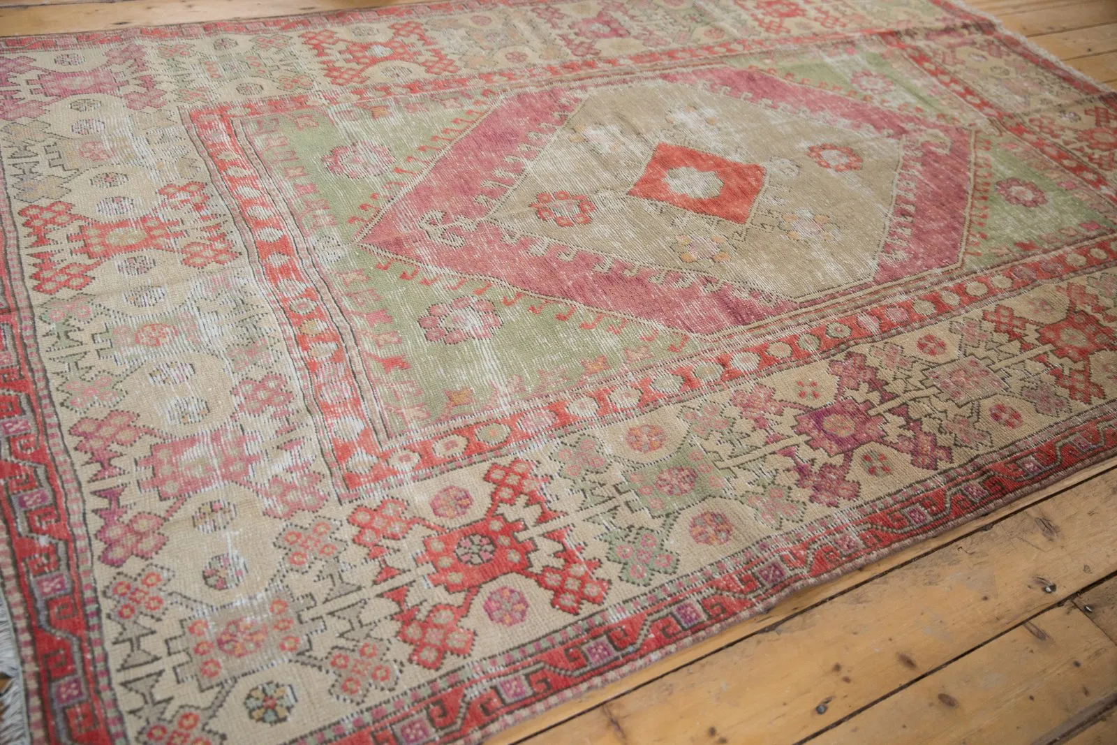 6x9 Vintage Distressed Oushak Carpet