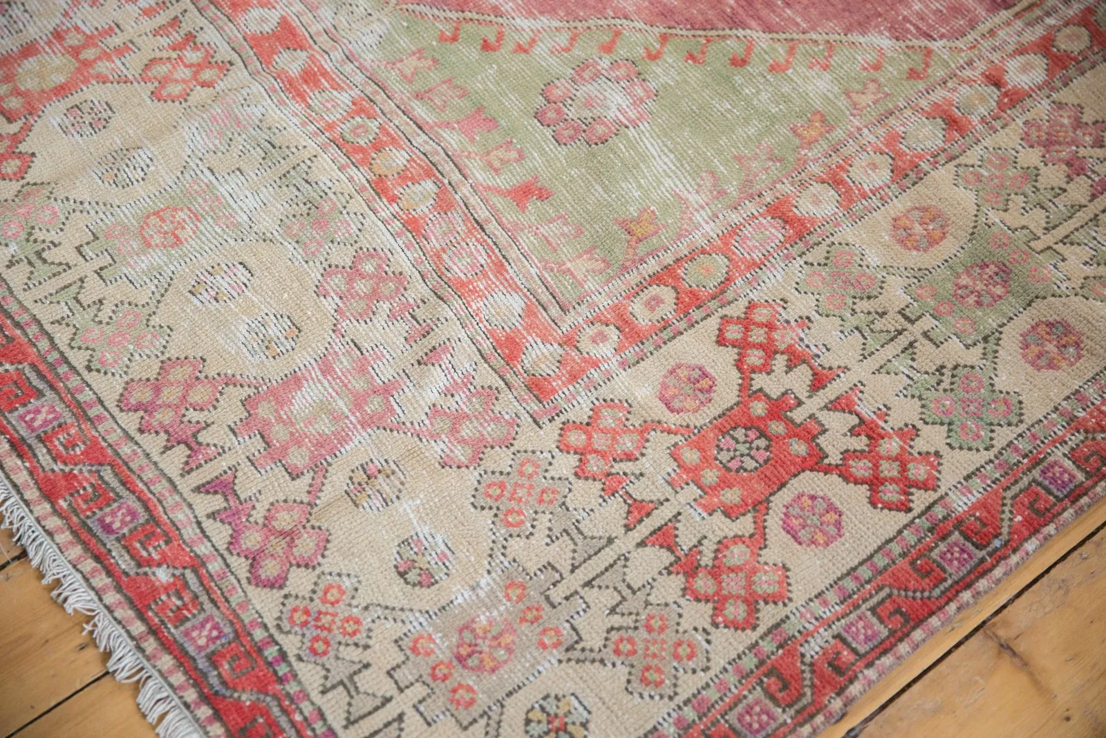 6x9 Vintage Distressed Oushak Carpet