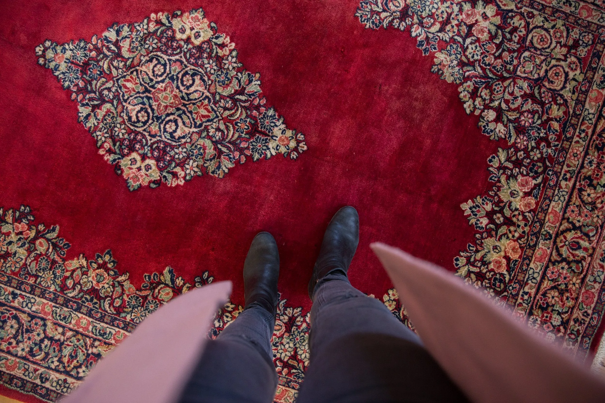 6x9 Vintage Sarouk Carpet