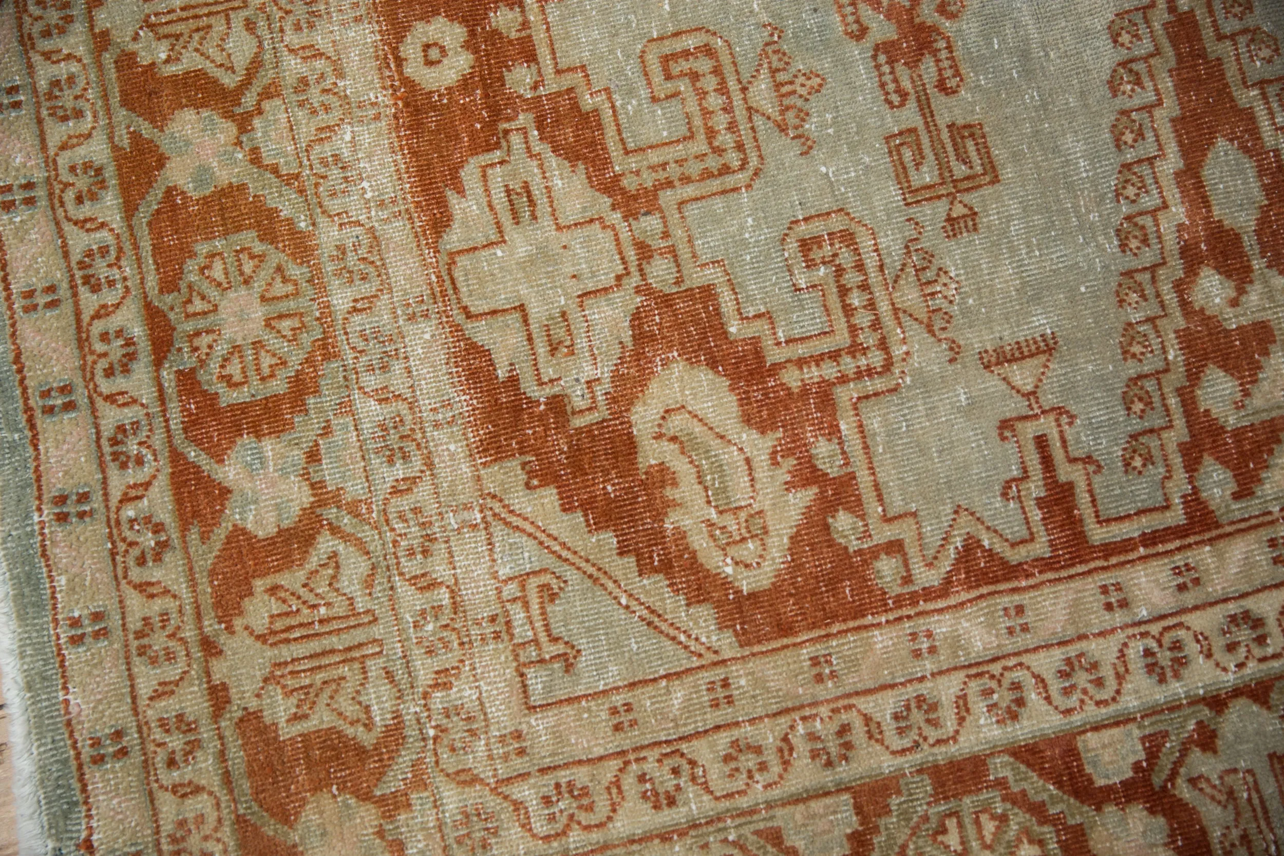 7.5x9.5 Vintage Distressed Veece Carpet