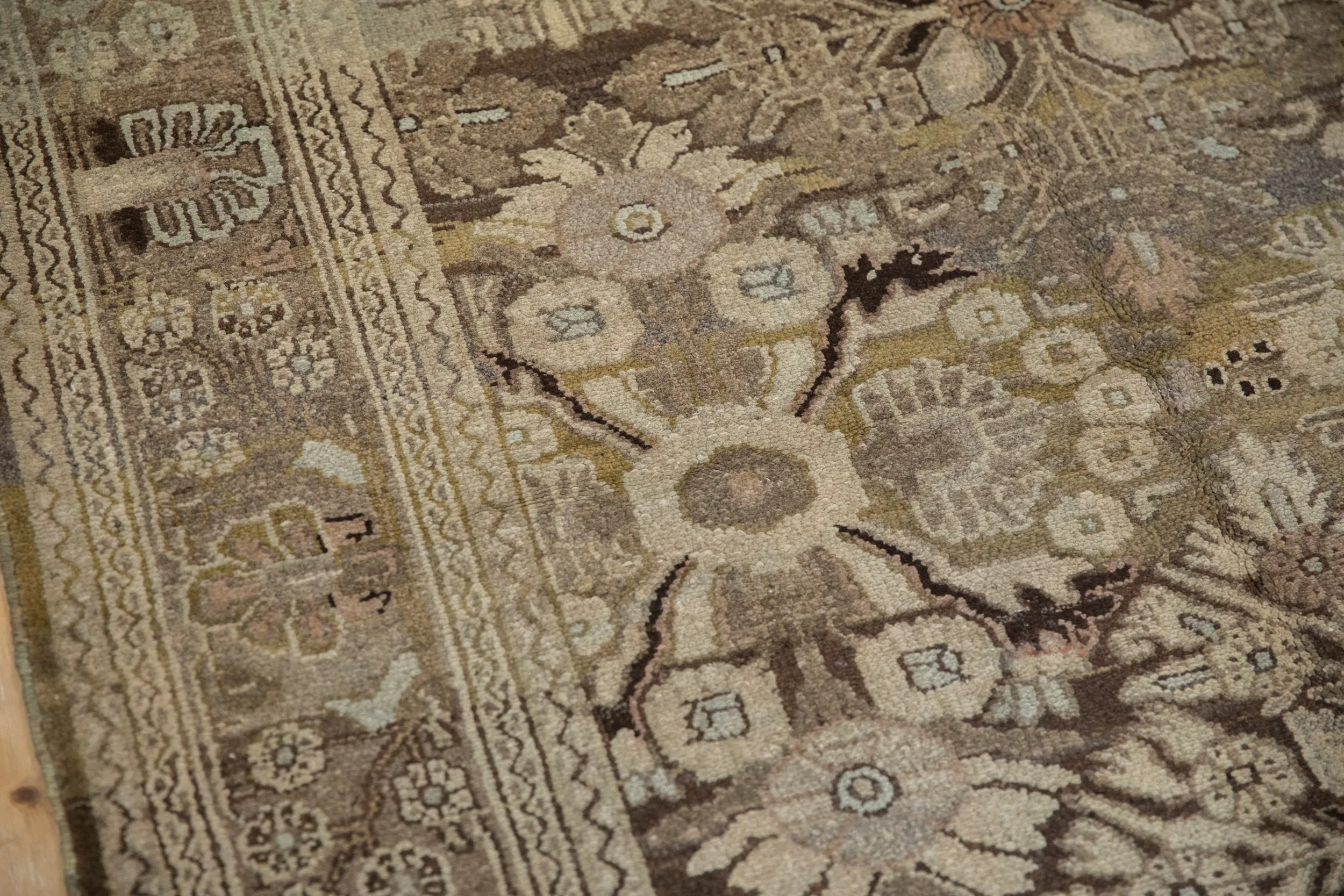 7x10.5 Vintage Distressed Bibikabad Carpet