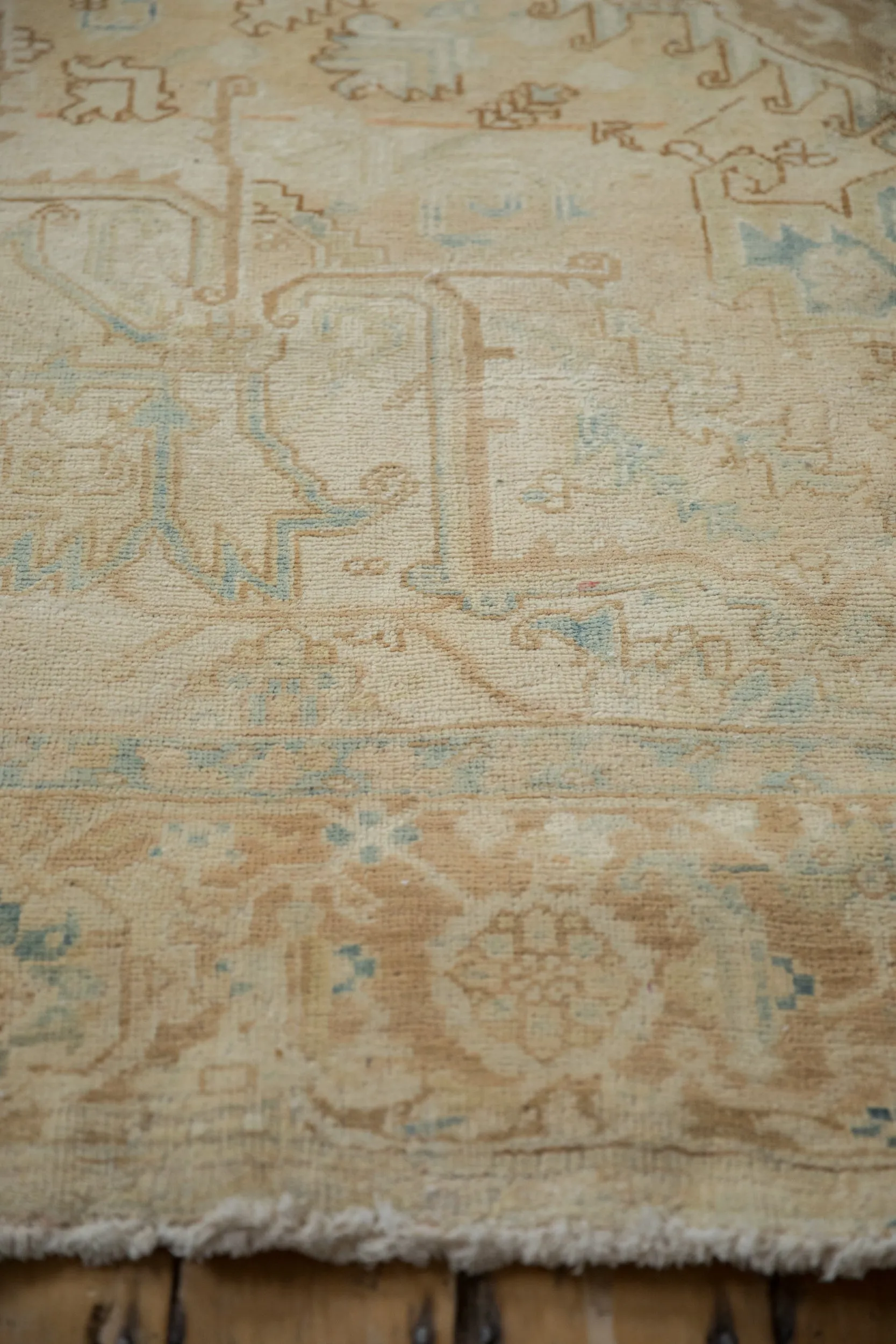 7x11 Vintage Distressed Heriz Carpet