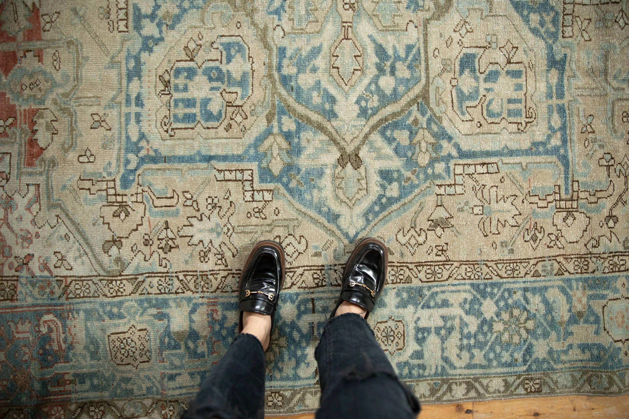 8.5x12.5 Vintage Distressed Mehrivan Carpet