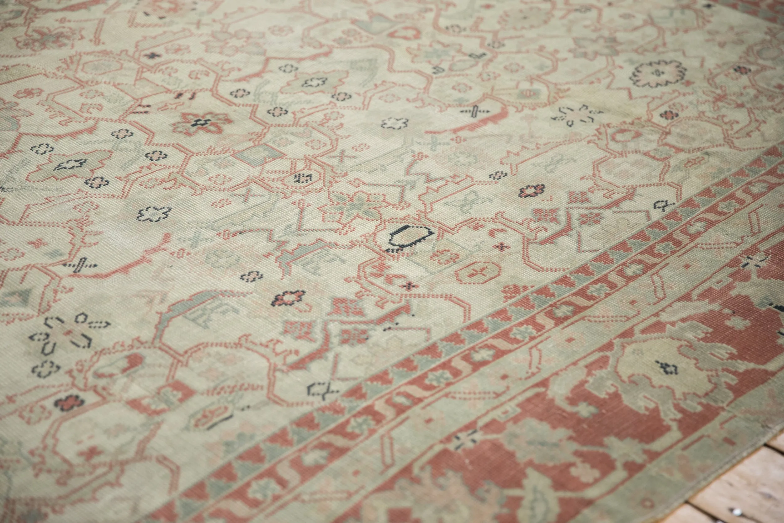 9.5x12.5 Vintage Distressed Anatolian Carpet
