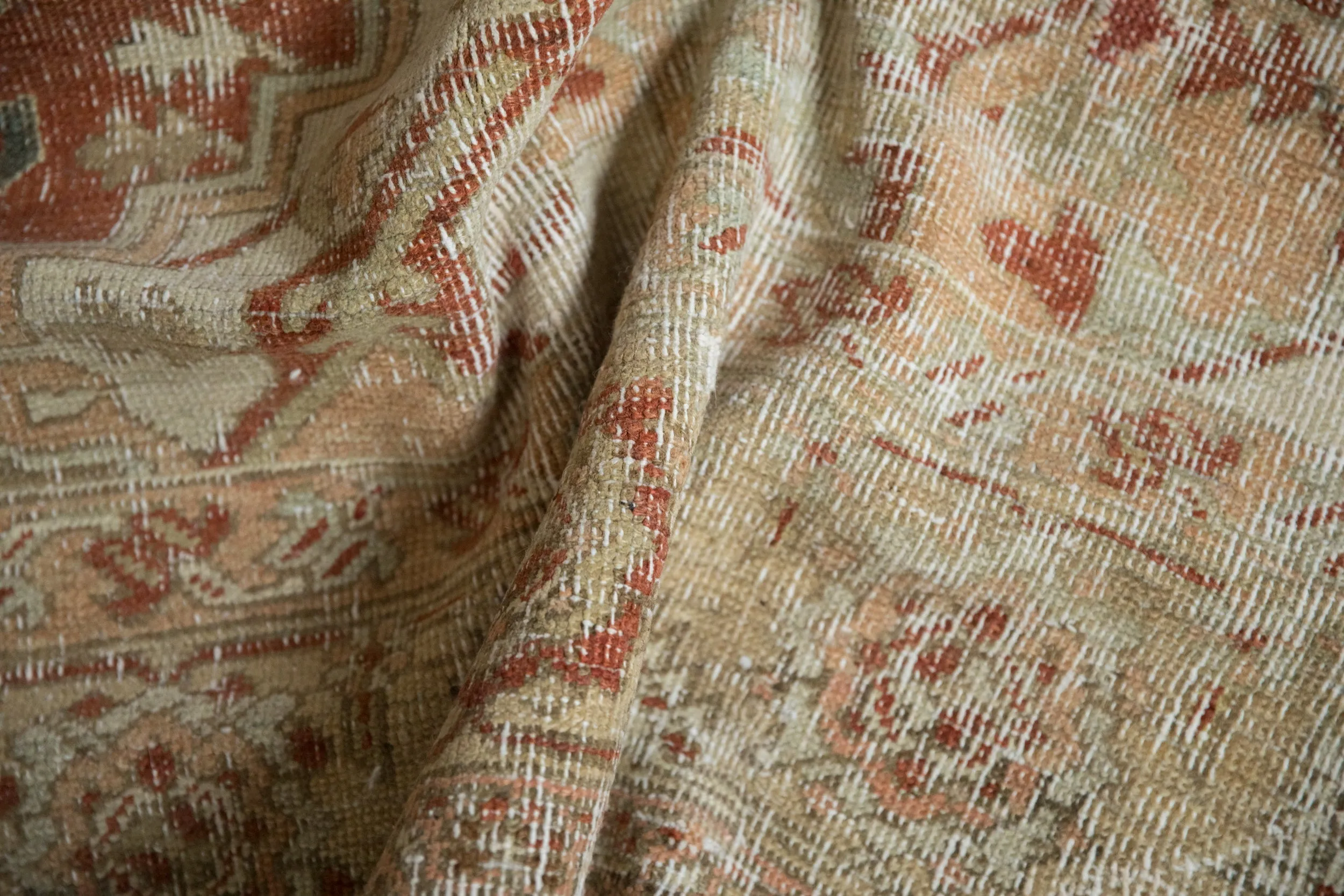 9.5x12.5 Vintage Distressed Heriz Carpet
