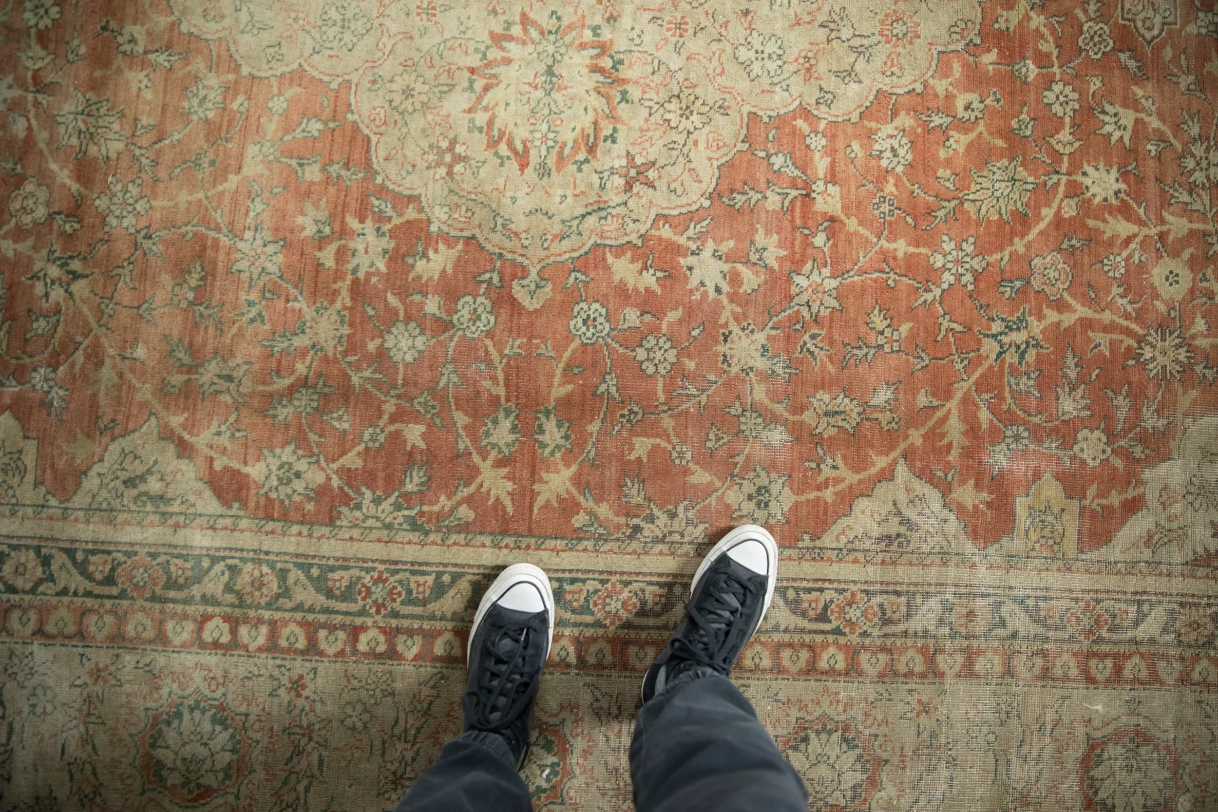 9.5x12.5 Vintage Distressed Tea Washed Kayseri Carpet