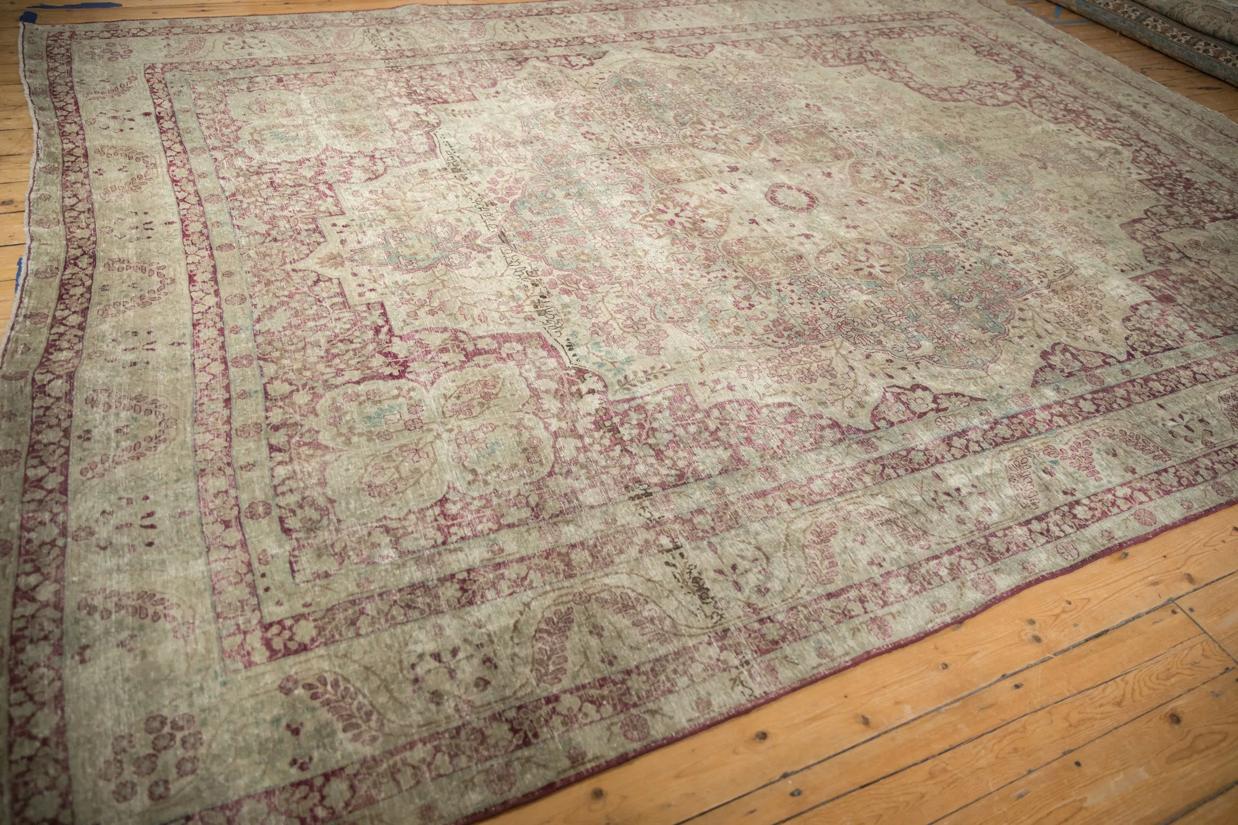 9.5x13 Antique Distressed Kerman Carpet