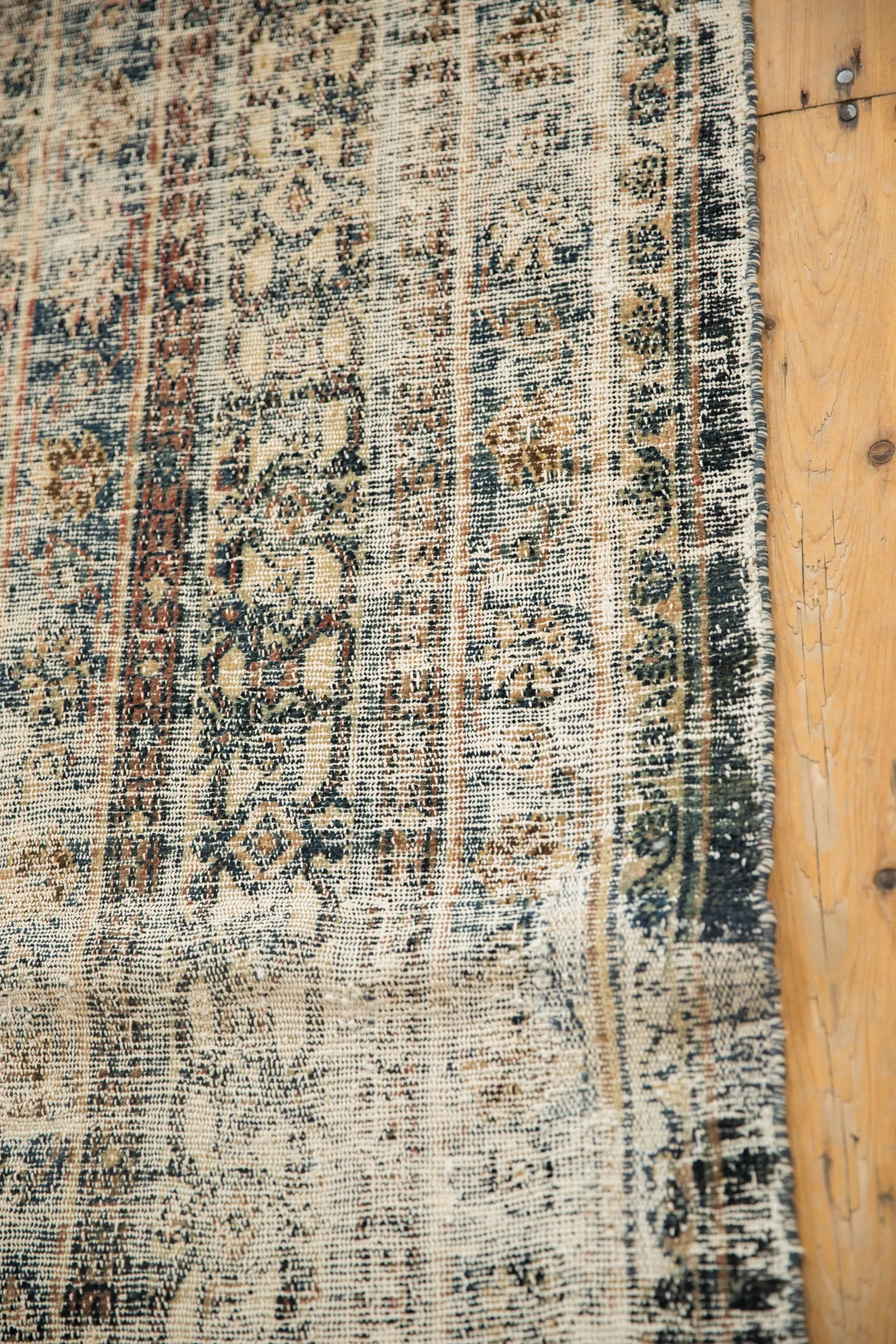 9x11.5 Vintage Distressed Bibikabad Carpet