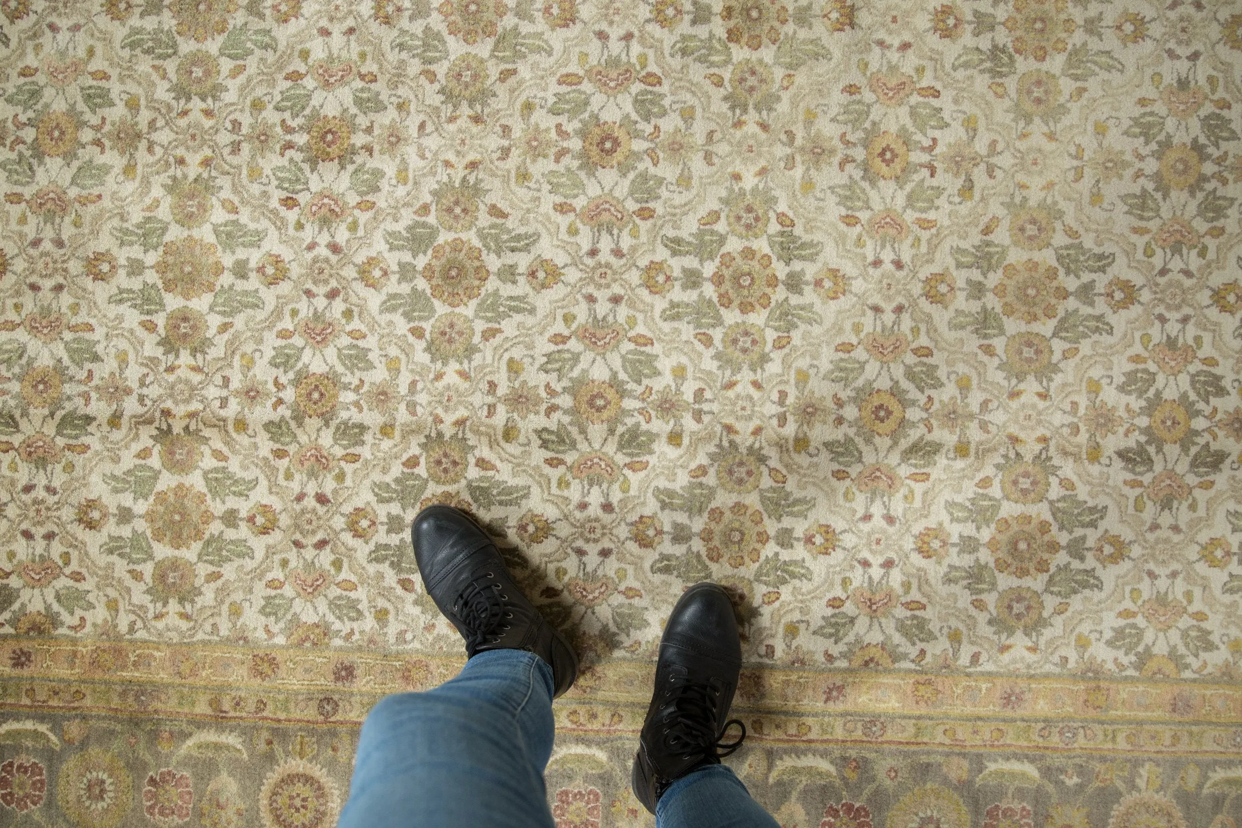 9x12 Agra Carpet