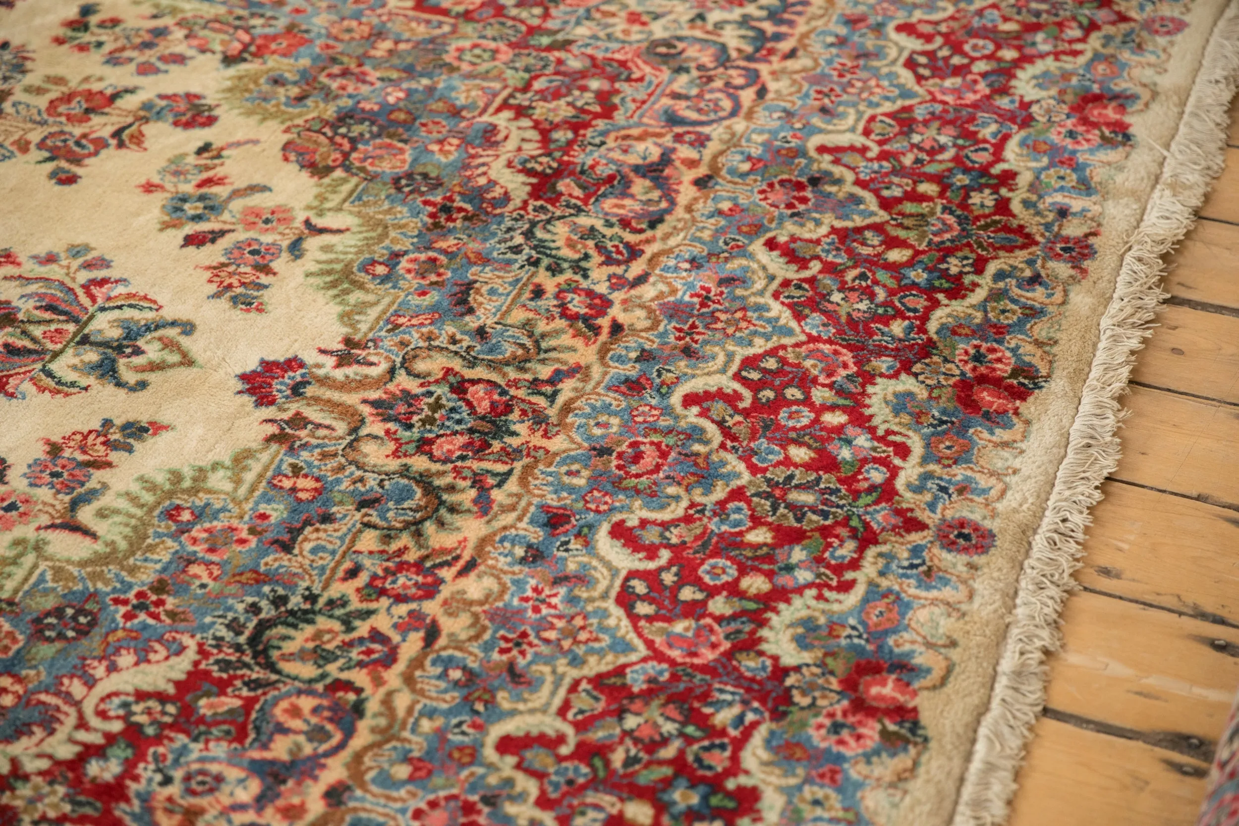 9x12 Vintage Kazvin Carpet