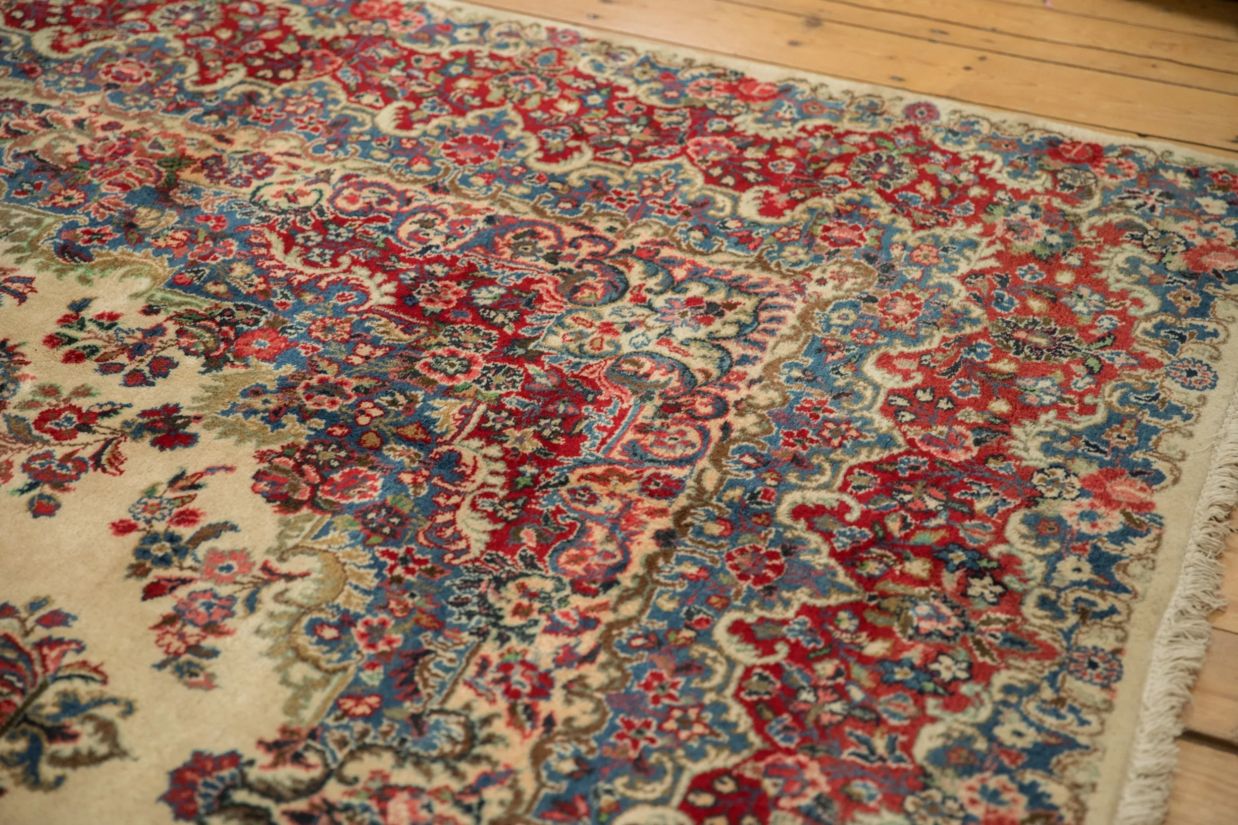 9x12 Vintage Kazvin Carpet