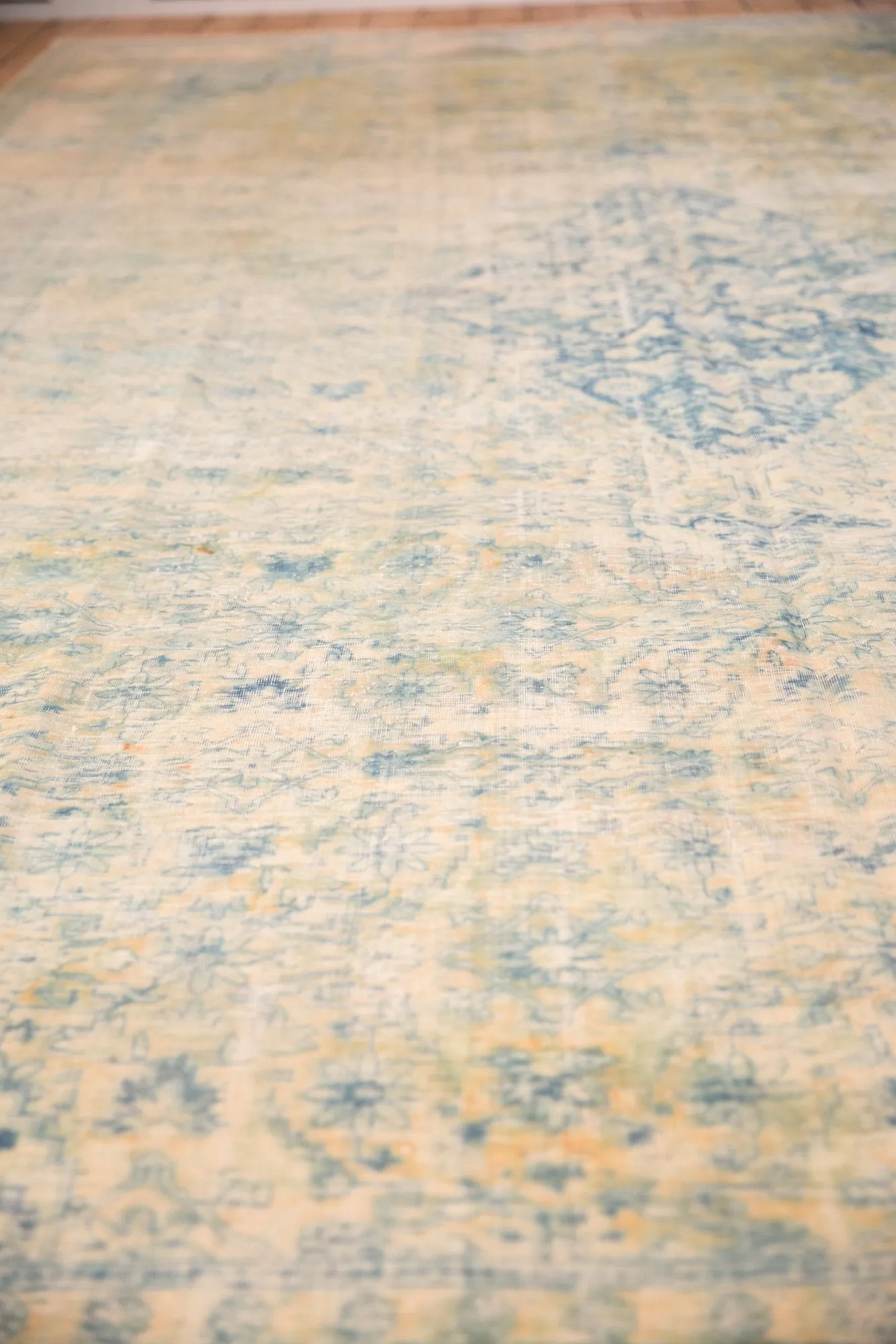 9x14.5 Vintage Distressed Bulgarian Herati Design Carpet