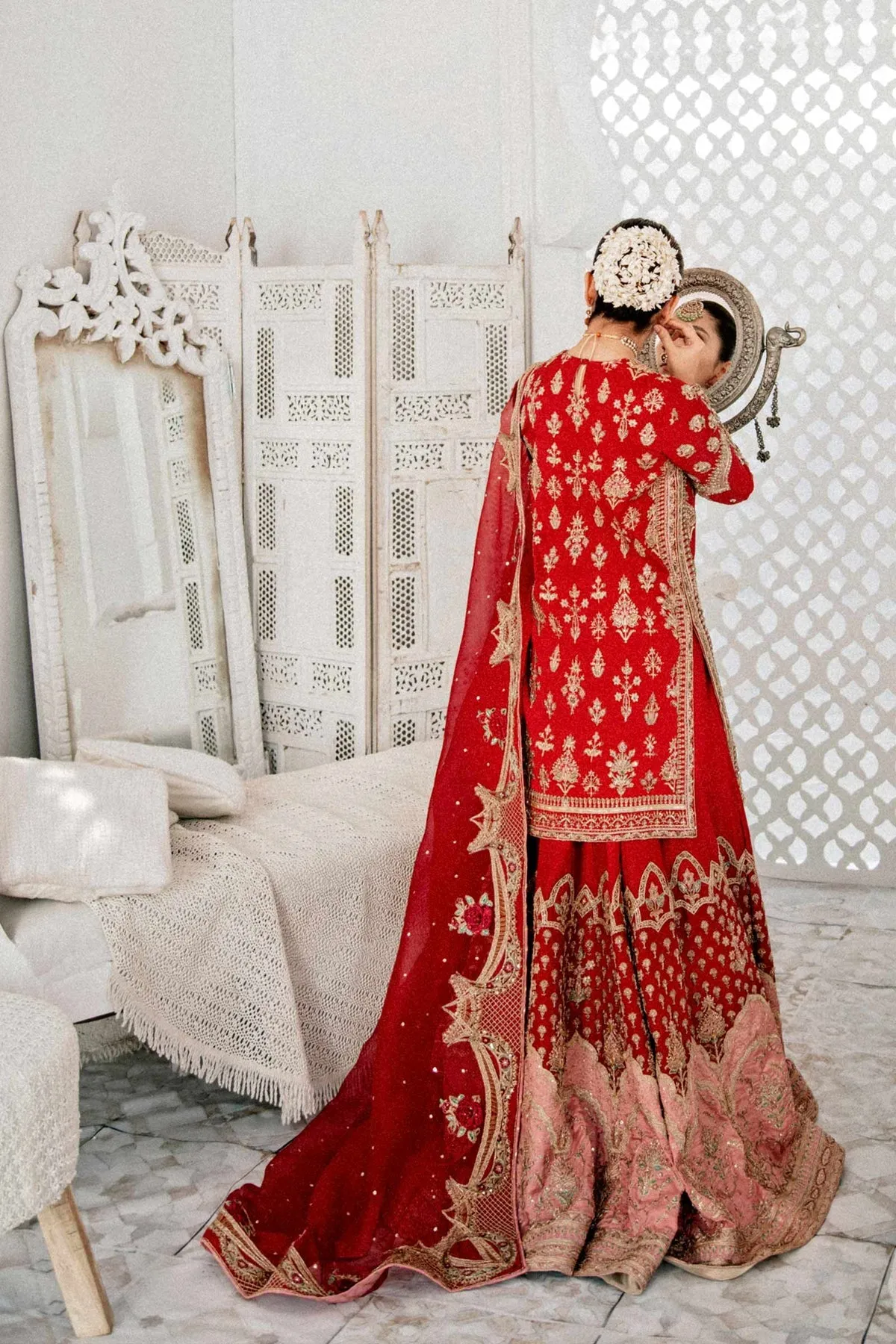Bridal Simple Red Lehenga Kameez for Indian Bridal Wear