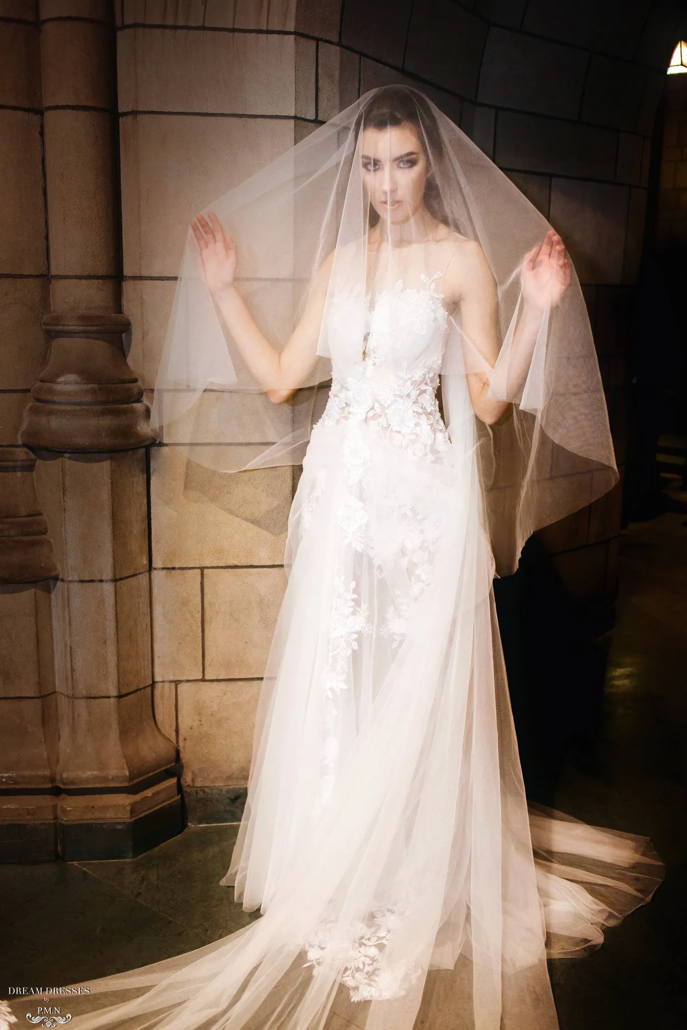 Cathedral Drop Veil with Floral Lace Appliqué(#Cécile)