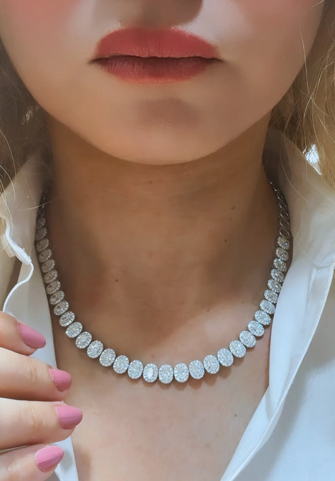 Exquisite 20.93CT T.W. Oval-Cut Statement Diamond Necklace