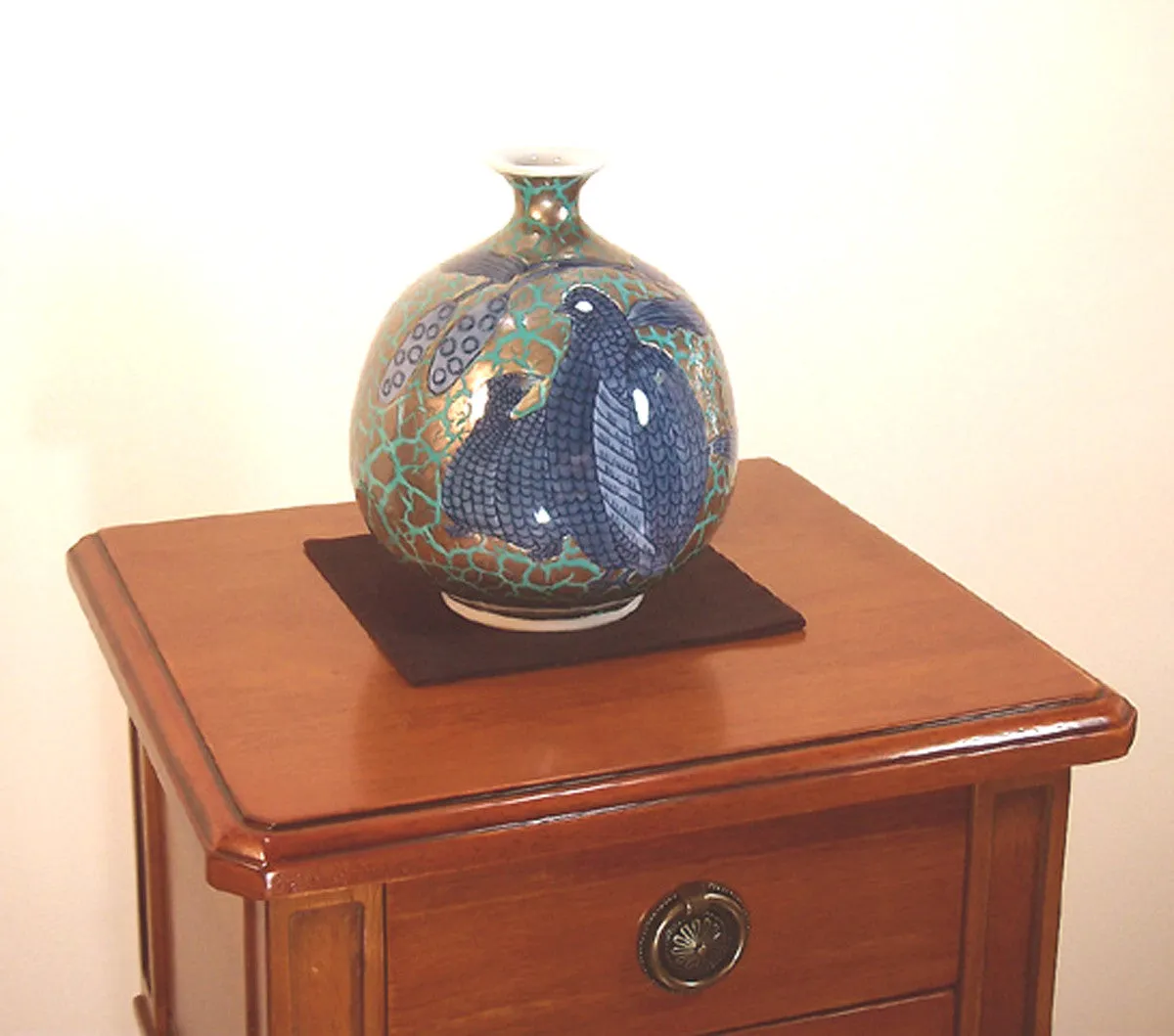 Fujii Kinsai Arita Japan - Somenishiki Platinum Quail Vase 17.50 cm - Free Shipping