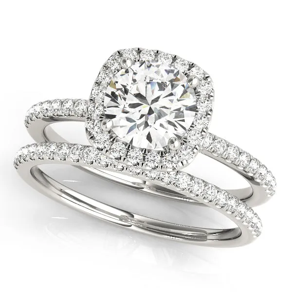 Kelly Halo Engagement Ring in Pavé
