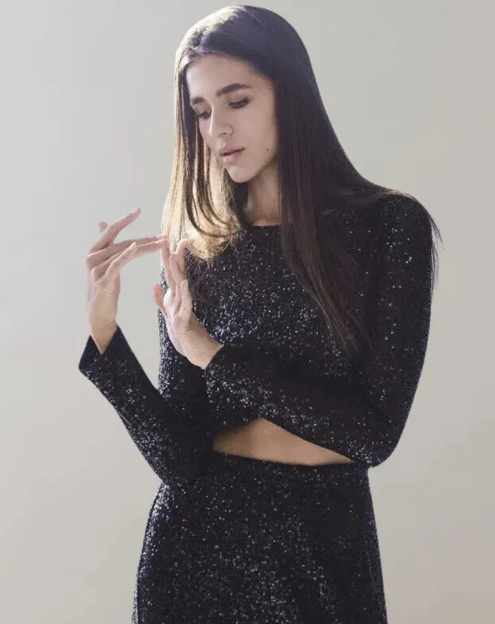 Odessa - sparkling crop top for a glamorous appearance
