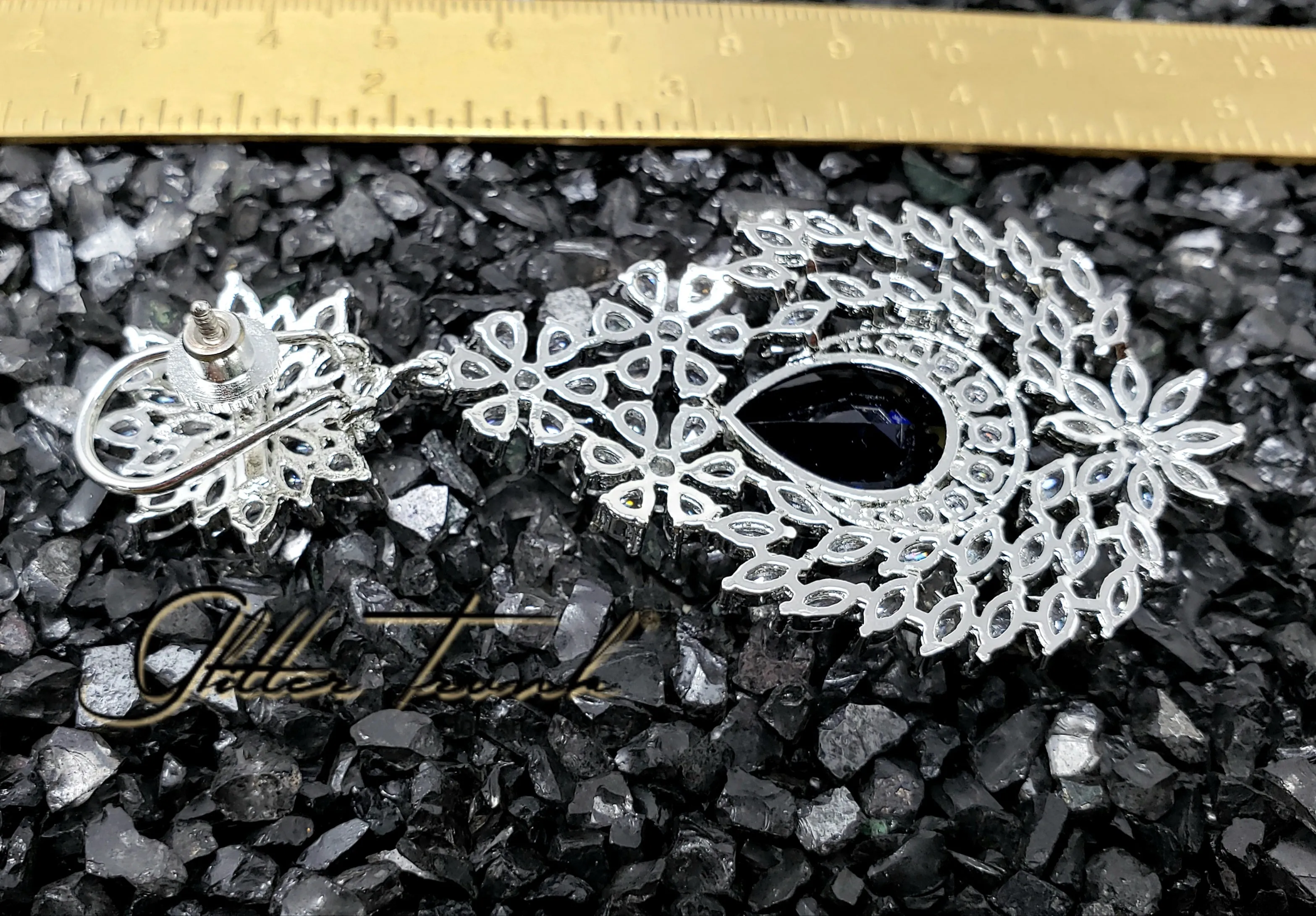Pari Silver Sapphire Long Earrings