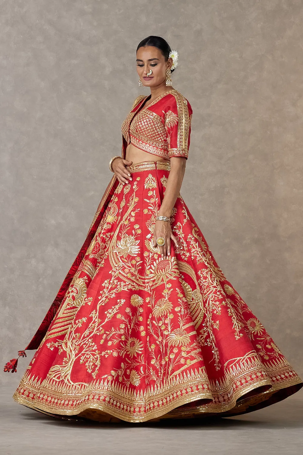 Red Bagh-E-Bahar Neelkamal Lehenga