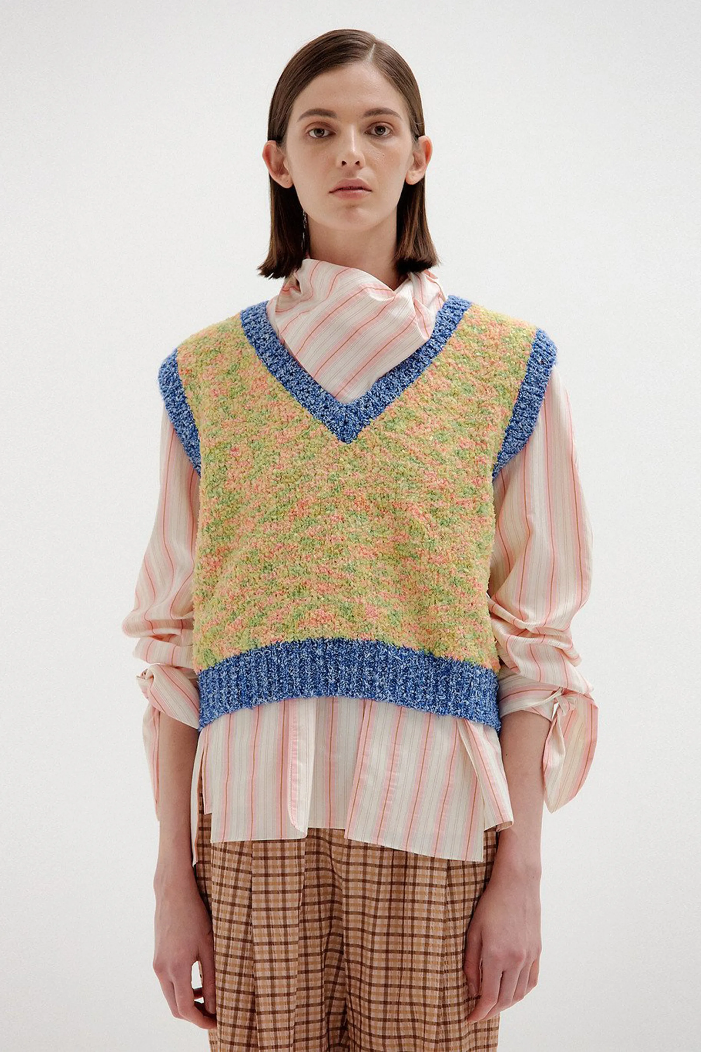 SIKI TRIMMED KNIT VEST