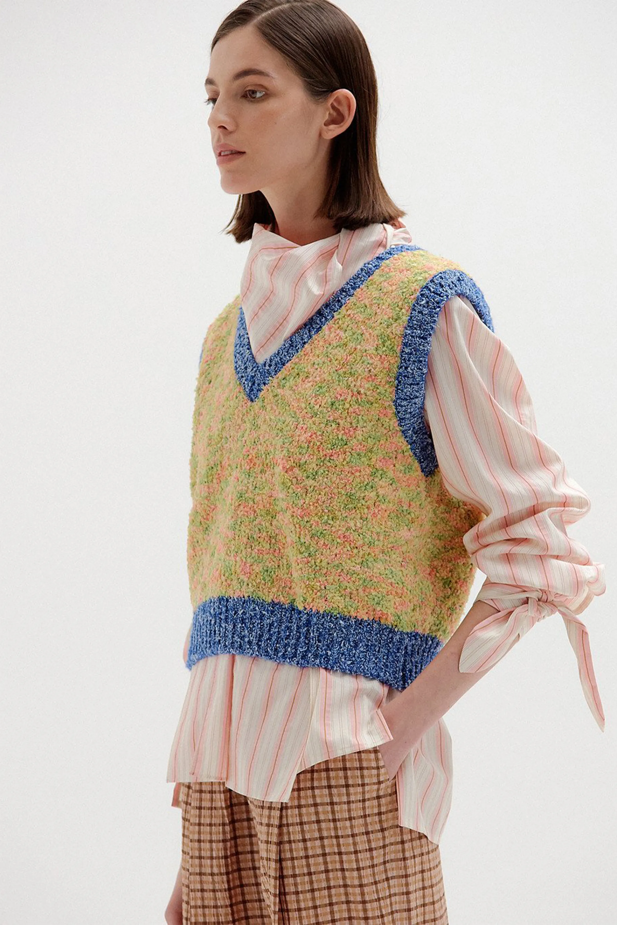 SIKI TRIMMED KNIT VEST